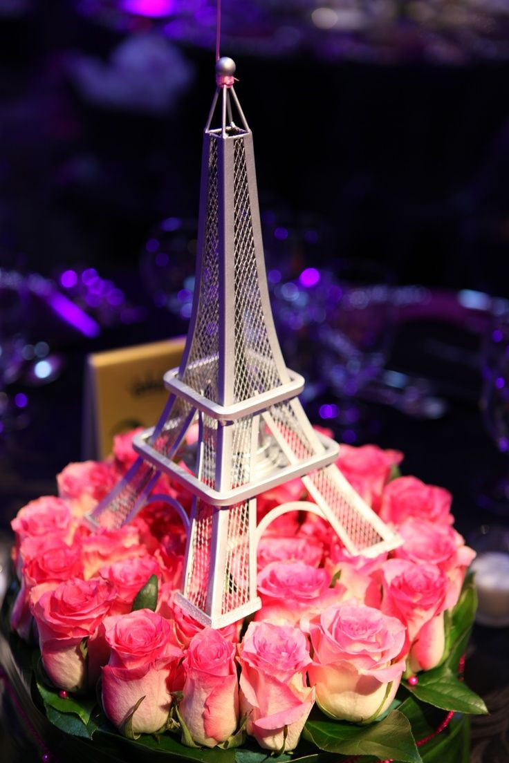 12 Spectacular 16 Eiffel tower Vases wholesale 2024 free download 16 eiffel tower vases wholesale of 1076 best centerpieces images on pinterest weddings birthdays and with eiffel tower with pink rose buds at base