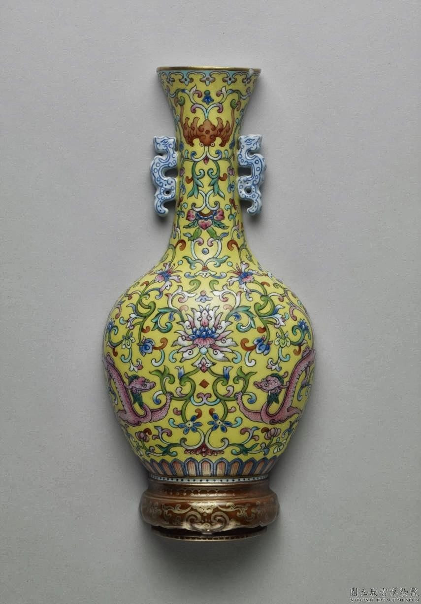 14 Unique Ancient Chinese Vases 2024 free download ancient chinese vases of qianlong period famille jaune sedan vase ceramicsancientasian within explore floor vases wall pockets and more