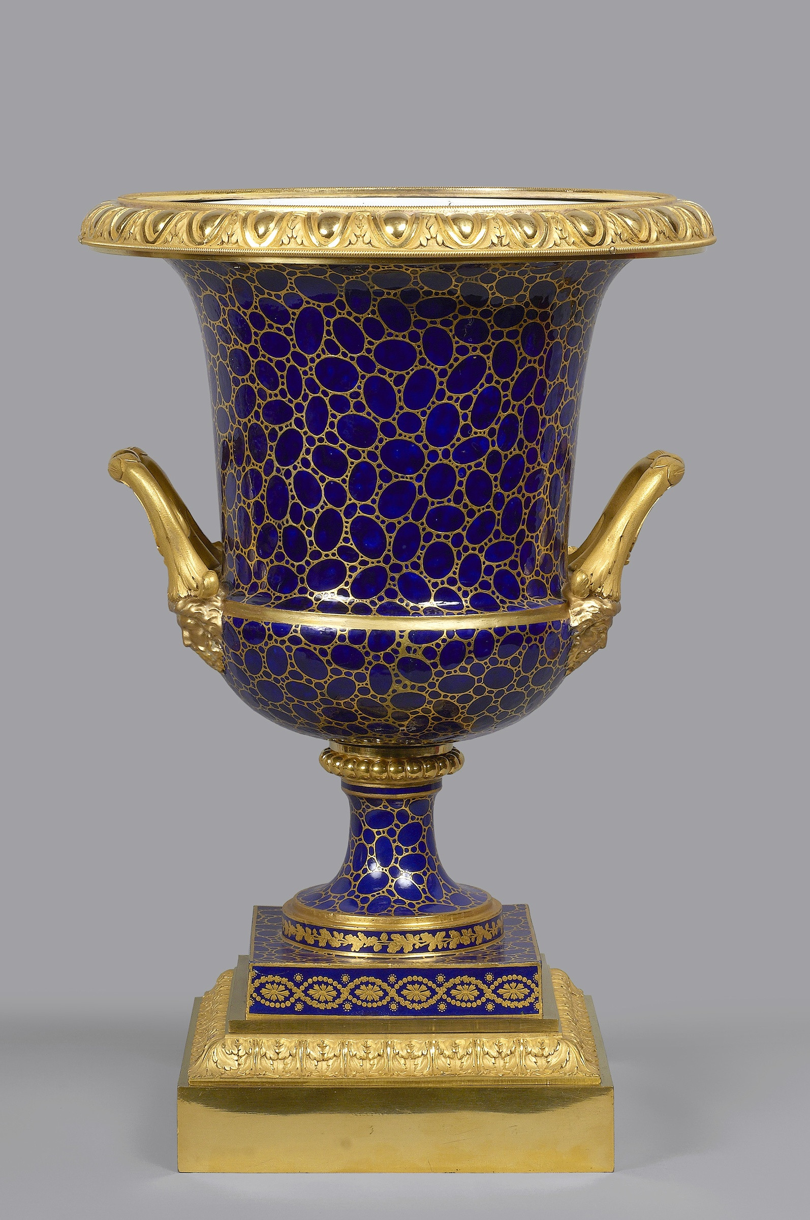 18 Awesome Antique Blue Vase 2024 free download antique blue vase of sac2a8vres a louis xvi sac2a8vres medici vase a taate de jupiter paris intended for a louis xvi sac2a8vres medici vase a taate de jupiter