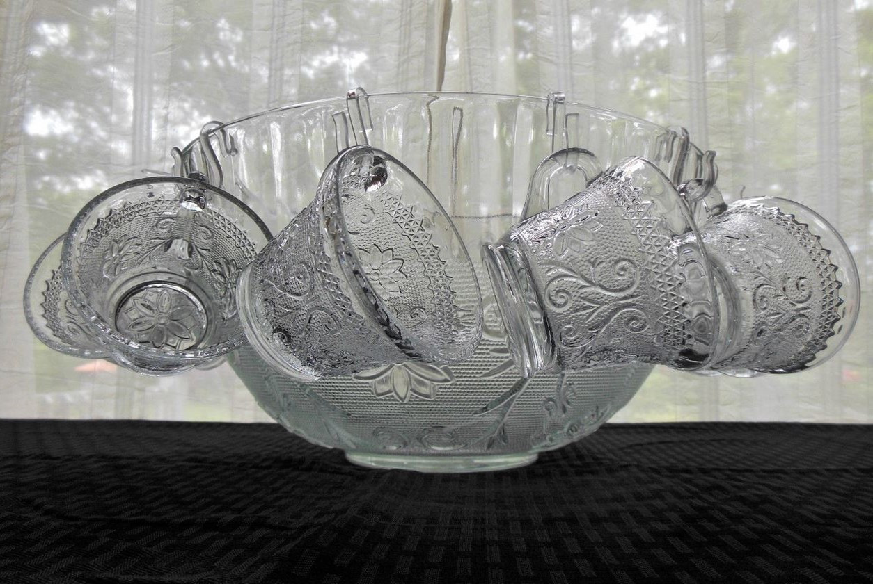 15 Lovable Antique Crystal Vases and Bowls 2024 free download antique crystal vases and bowls of depression glass the official depression glass website for menu depression glass homepage