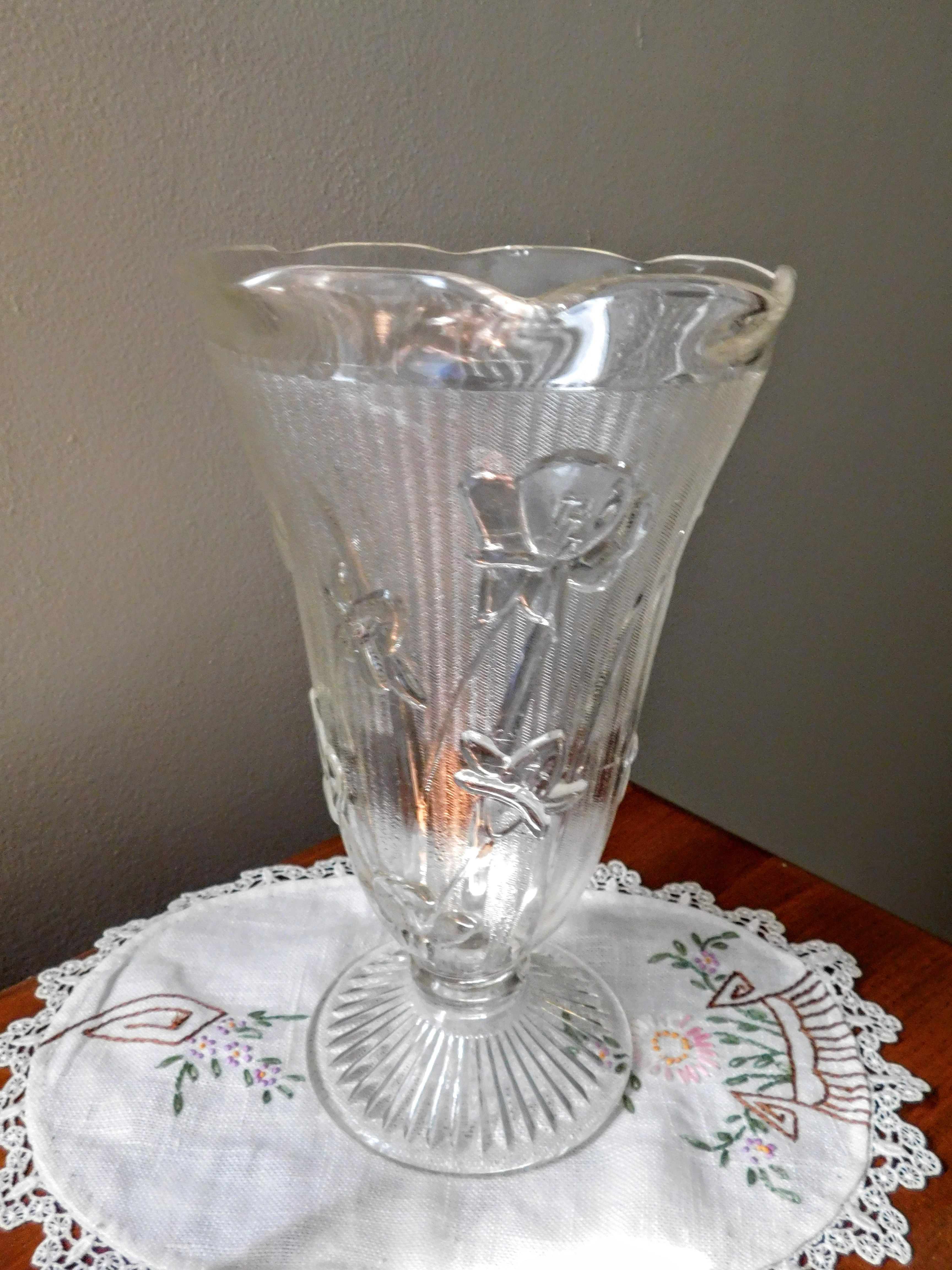 18 Ideal Antique Crystal Vases Value 2024 free download antique crystal vases value of vase iris herringbone pattern jeanette vintage s dormans intended for vase iris herringbone pattern jeanette vintage s dormans photo