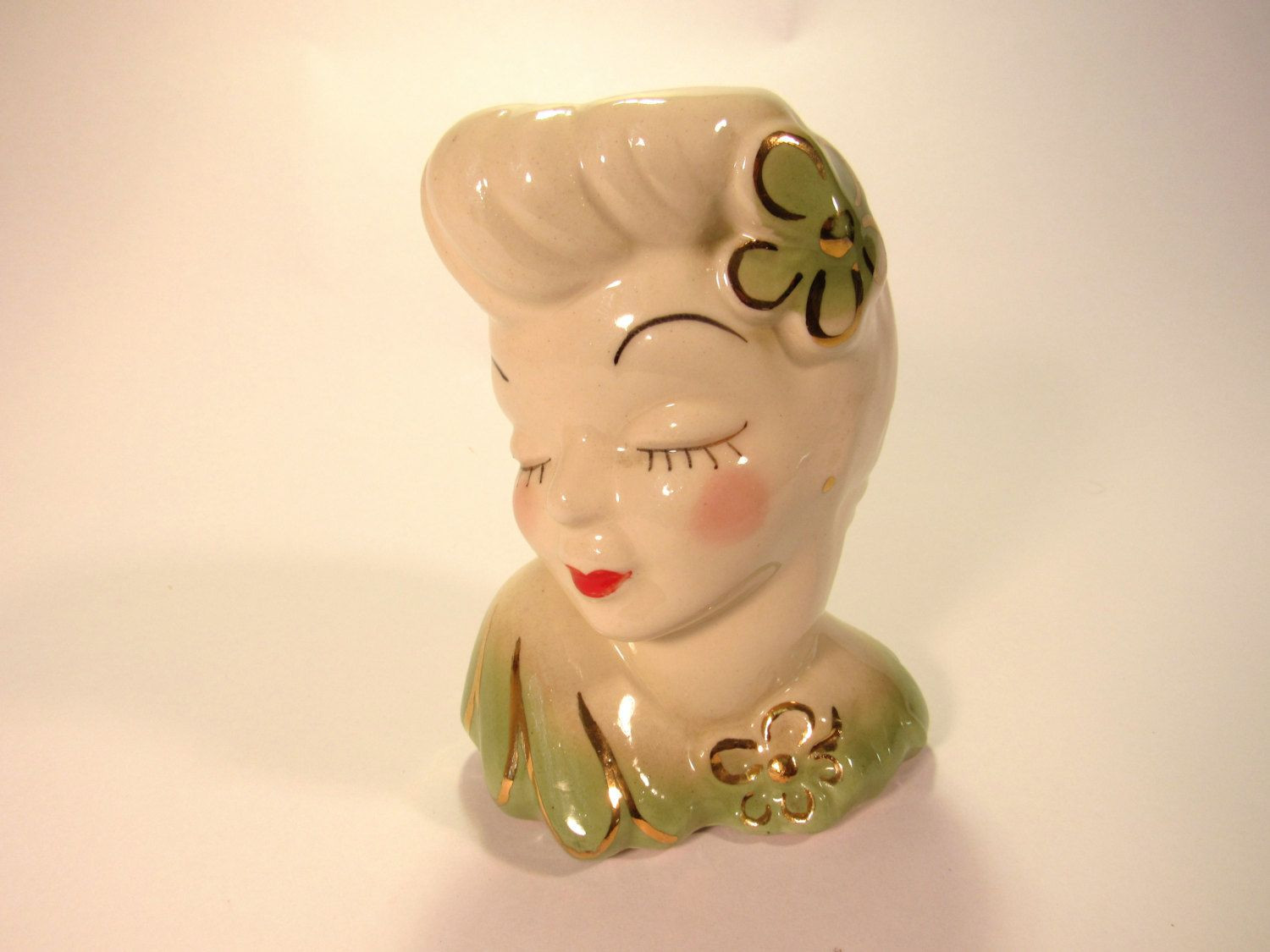 13 Popular Antique Lady Head Vases 2024 free download antique lady head vases of glamour girl head vase green dress flower in hair red lips and inside glamour girl head vase green dress flower in hair red lips and gold trim the vase is 6 tall a