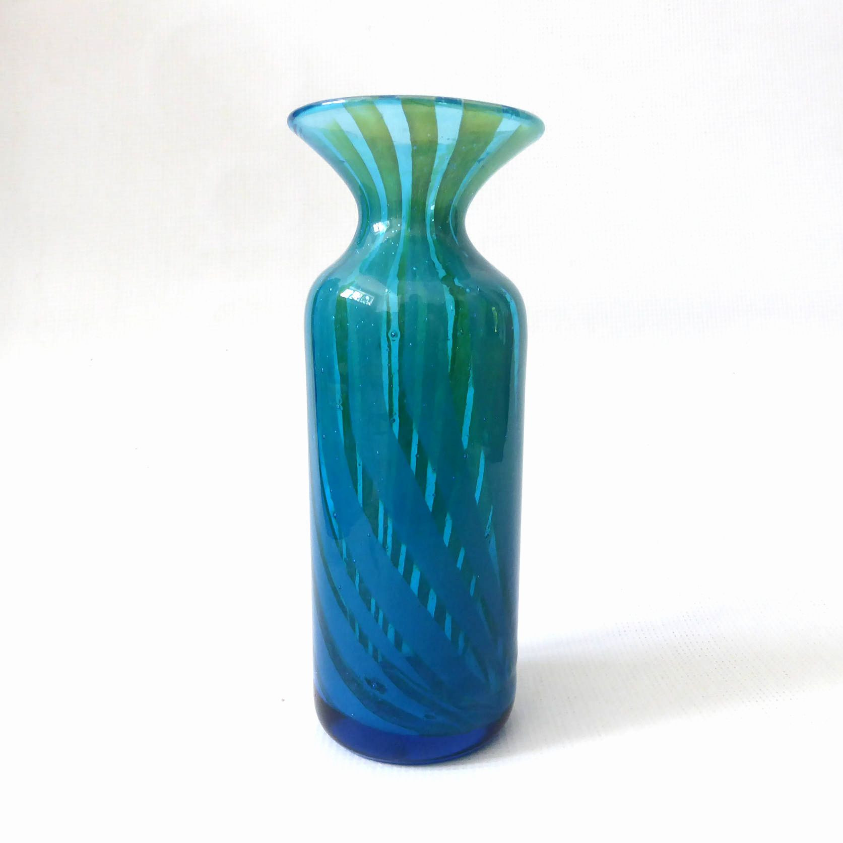 24 Amazing Aqua Colored Glass Vases 2024 free download aqua colored glass vases of 35 antique green glass vases the weekly world pertaining to antique glass vases identify vase and cellar image avorcor