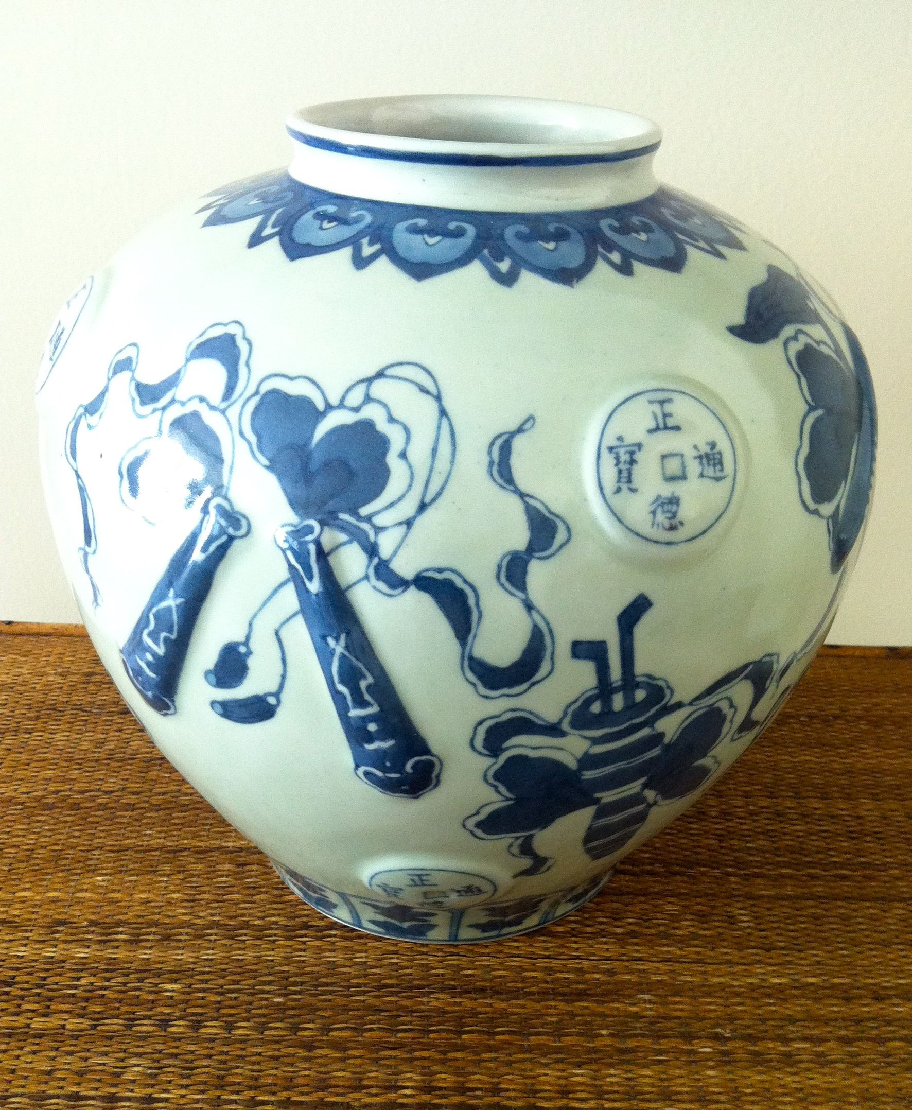 18 Popular asian Carved Faux Ivory Vase 2024 free download asian carved faux ivory vase of chinese vase twin interiors my blue and white china wash basins with chinese vase twin interiors