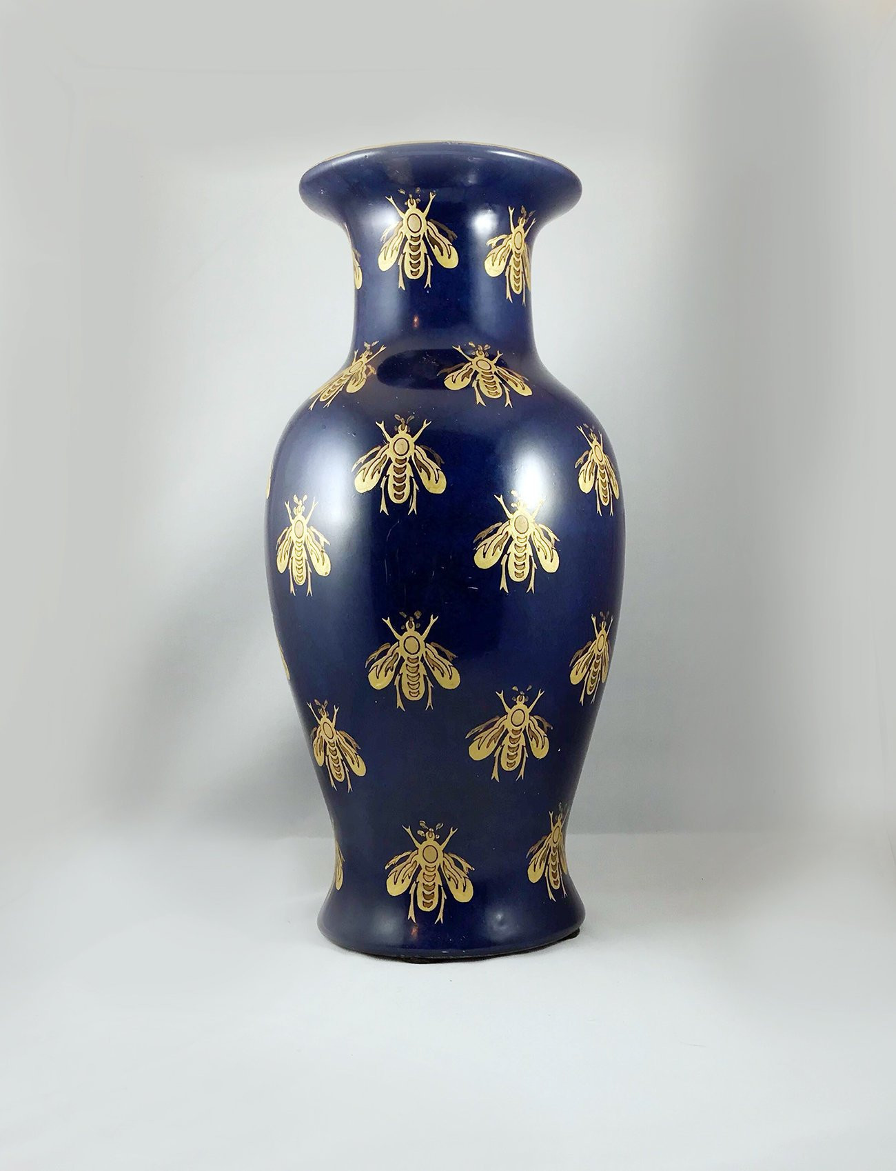 24 Lovely Blue and White asian Vase 2024 free download blue and white asian vase of royal blue flower vase with golden hand painted bumble bees etsy for dc29fc294c28ezoom