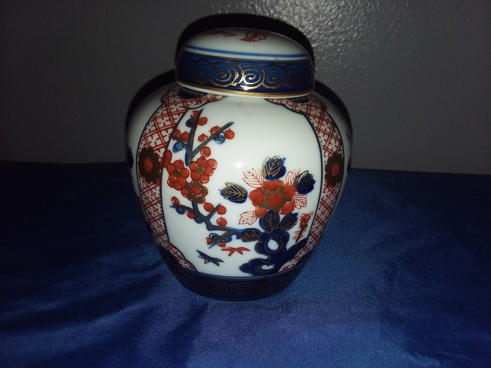 28 Stylish Blue White Ginger Jar Vases 2024 free download blue white ginger jar vases of vintage ginger jar porcelain goldimari hand painted floral gold gilt intended for 1 of 9only 1 available