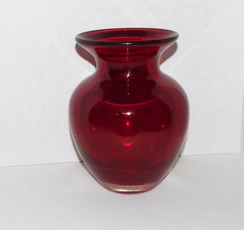 24 Popular Bristol Glass Vase 2024 free download bristol glass vase of ruby red art glass vase w clear cased base 6 t vintage vases inside ruby red art glass vase w clear cased base 6 t