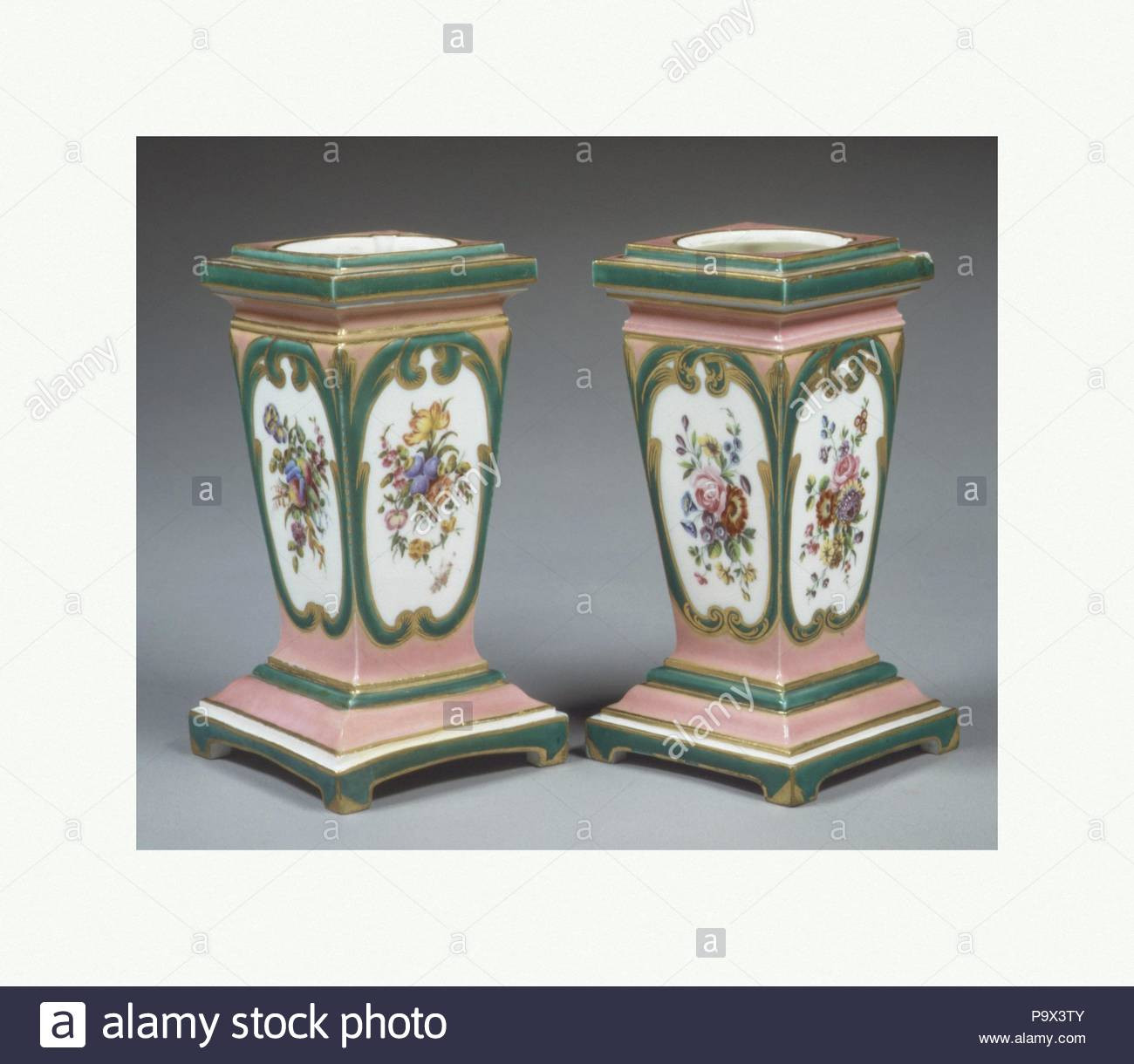 19 Recommended Ceramic Cube Vase 2024 free download ceramic cube vase of pedestal vase stock photos pedestal vase stock images page 2 alamy for pedestal vase and bulb pot piadestal en gaine one of a pair