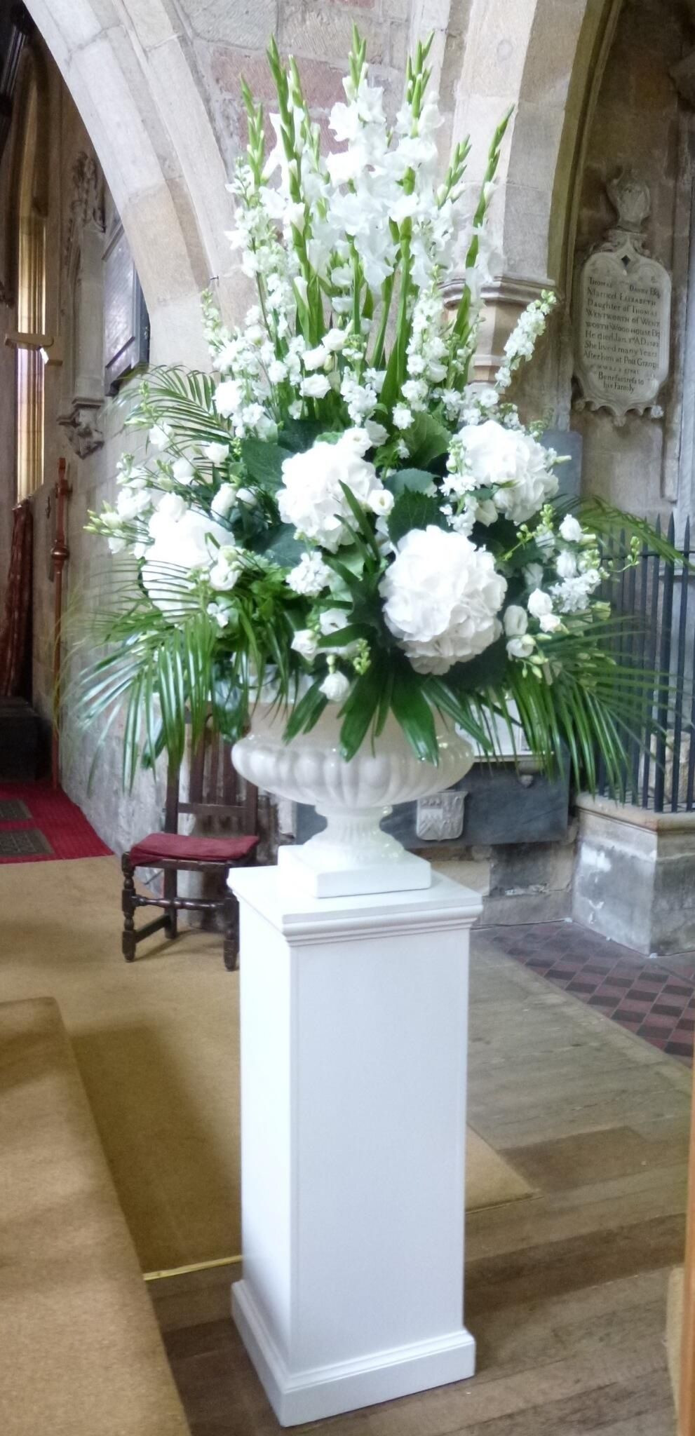 10 Lovely Church Flower Vases 2024 free download church flower vases of white pedestal arrangement floral designs pinterest flower with white pedestal arrangement altar flowers wedding ceremony flowers church flowers funeral flowers