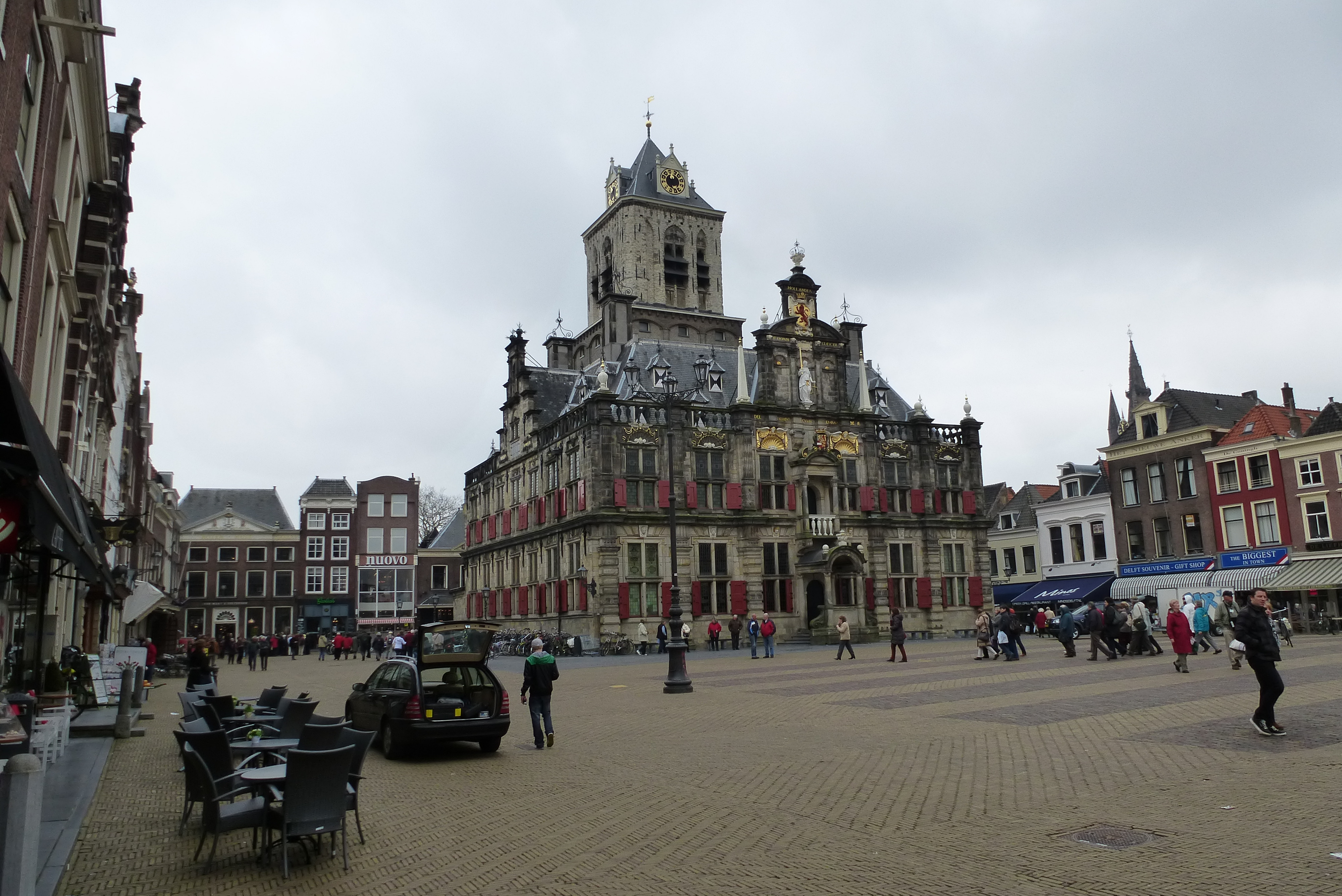 17 Wonderful Delft Vase Holland 2024 free download delft vase holland of day eighteen delft holland the carr side inside delft city hall on a cool morning