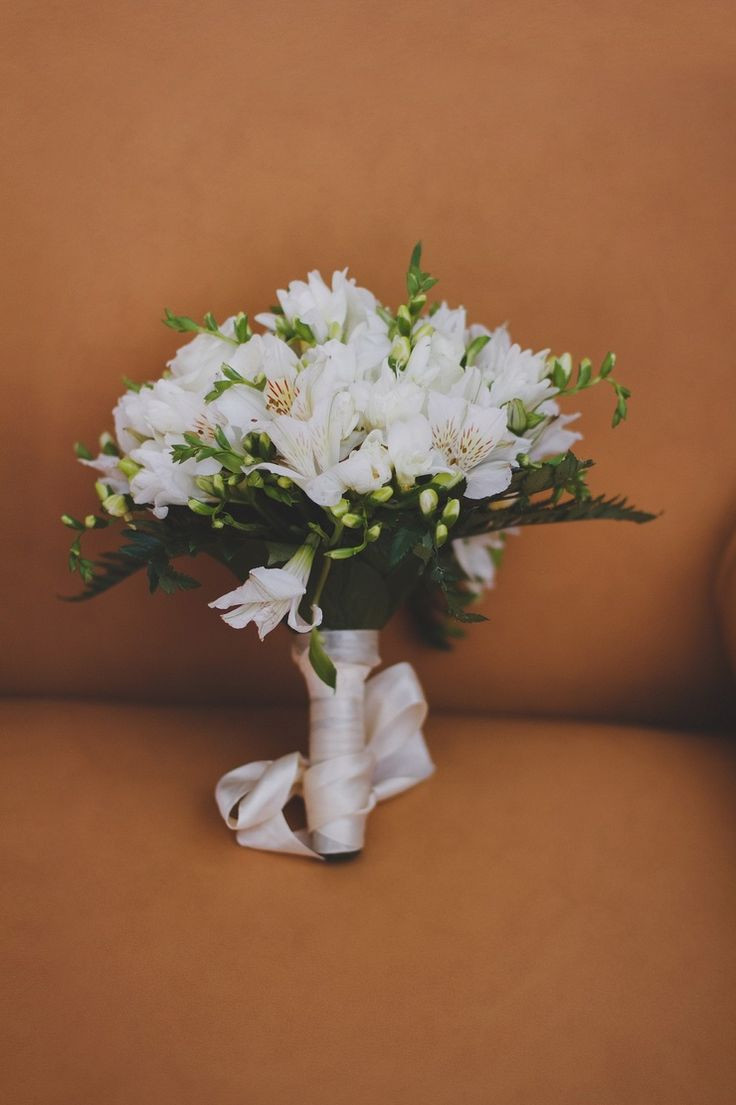 29 Famous Empty Vase Boerne 2024 free download empty vase boerne of 10 best floral fantasy images on pinterest with regard to white alstroemeria wedding bouquet by eugenia svitelskaya photography