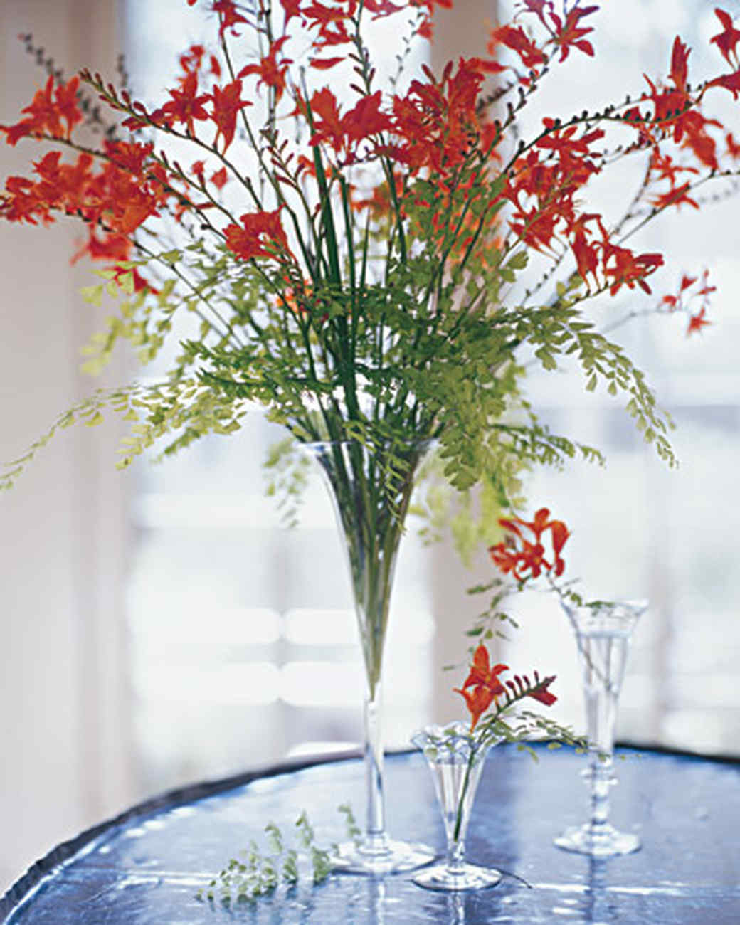 10 Stylish Flower Arrangements In Square Glass Vases 2024 free download flower arrangements in square glass vases of marthas flower arranging secrets martha stewart for lesson 3