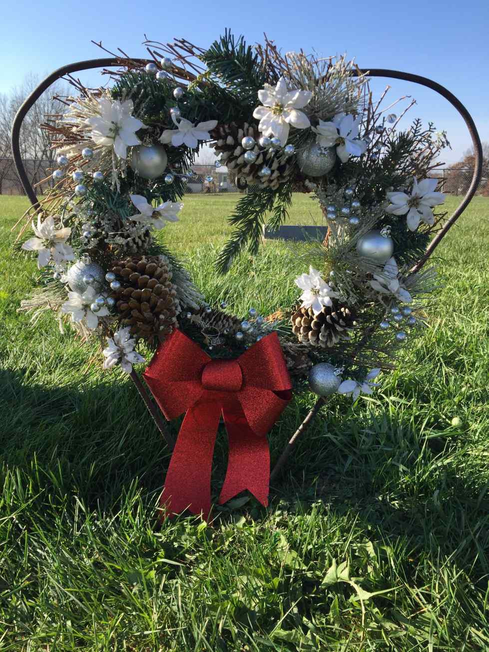 11 Elegant Flowers for tombstone Vase 2024 free download flowers for tombstone vase of new cemetery wreaths wreath with 2016 cemetery decorations christmas floral arrangements for nicole christmas wreath at the foot of her