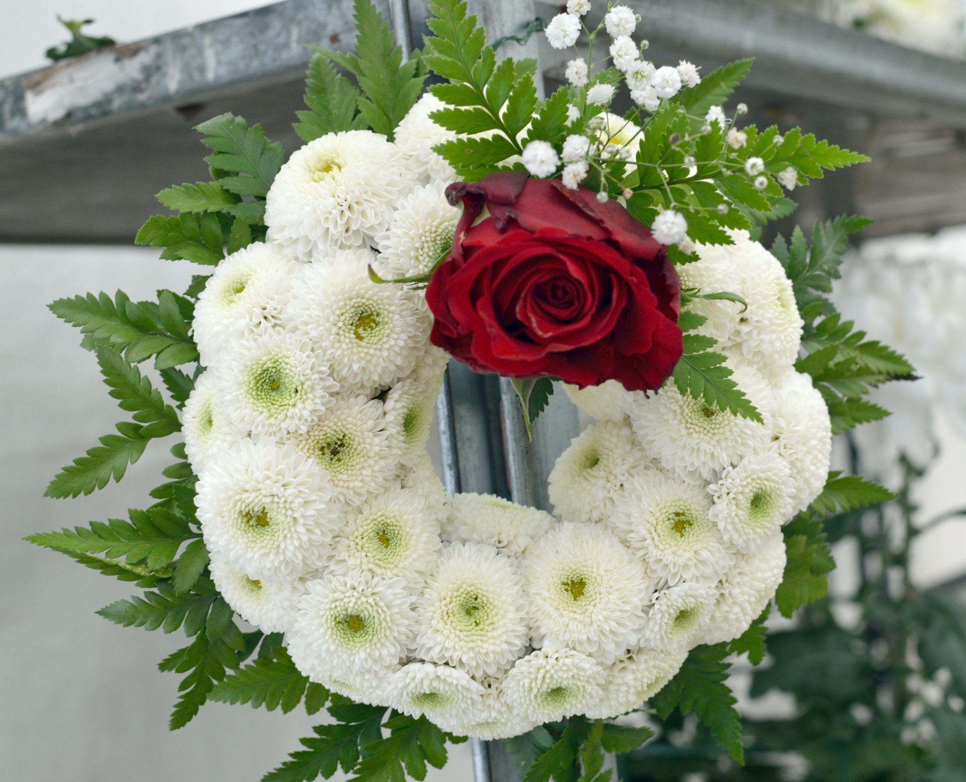 13 Lovable Flowers with Vase Delivery Uk 2024 free download flowers with vase delivery uk of proper etiquette for sending funeral flowers with regard to funeralwreath gettyimages 591655301 5a3edccc5b6e240037ffc773