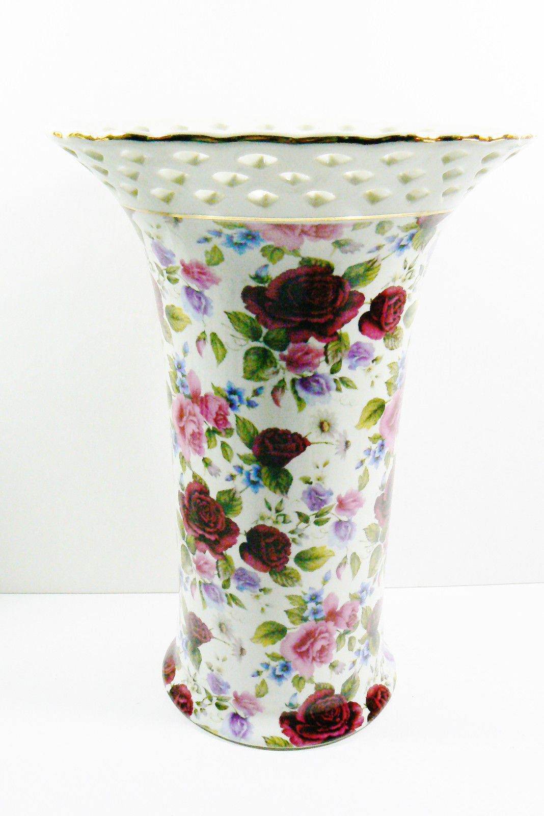 13 Lovely formalities by Baum Bros Rose Vase 2024 free download formalities by baum bros rose vase of formalities by baum brothers summer rose chintz vase gold trim white inside baum brothers summer rose chintz vase gold trim white lattice 2 of 10 formal