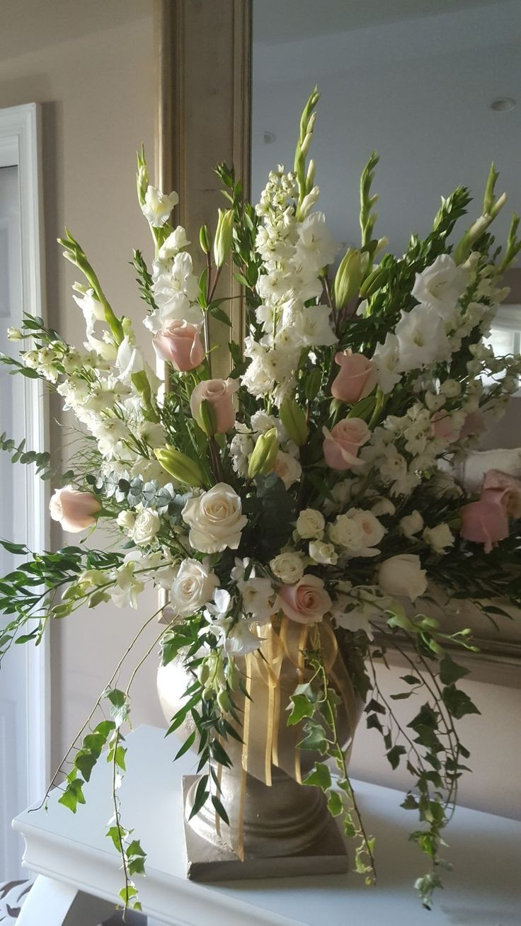 28 Wonderful Gladiolus Vase 2024 free download gladiolus vase of flower bouquet quotes floral arrangement inspiration pertaining to arrangement with gladiolus mother of pearl roses and white delphiniums