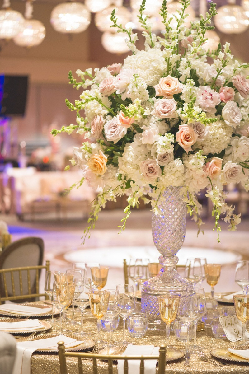 20 Stylish Glass Vase with Lemons 2024 free download glass vase with lemons of classic jewish wedding at a synagogue in houston texas inside within wedding reception table with cut crystal vase full of white hydrangeas orchids pink