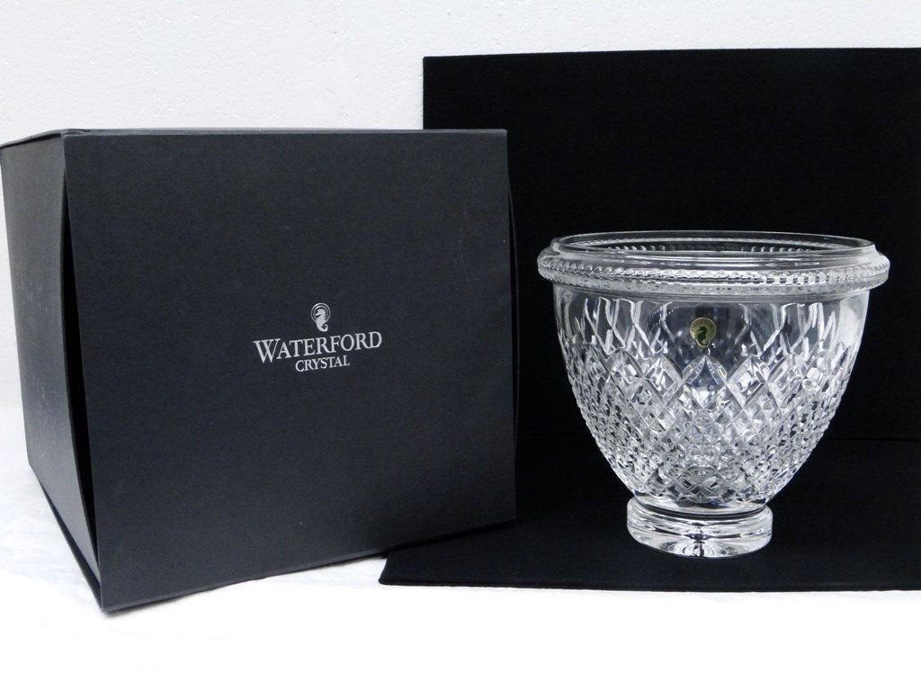 10 Stylish Hungarian Crystal Vase 2024 free download hungarian crystal vase of waterford crystal castle nore centerpiece bowl hungary signed box pertaining to waterford crystal castle nore centerpiece bowl hungary signed box original by orange