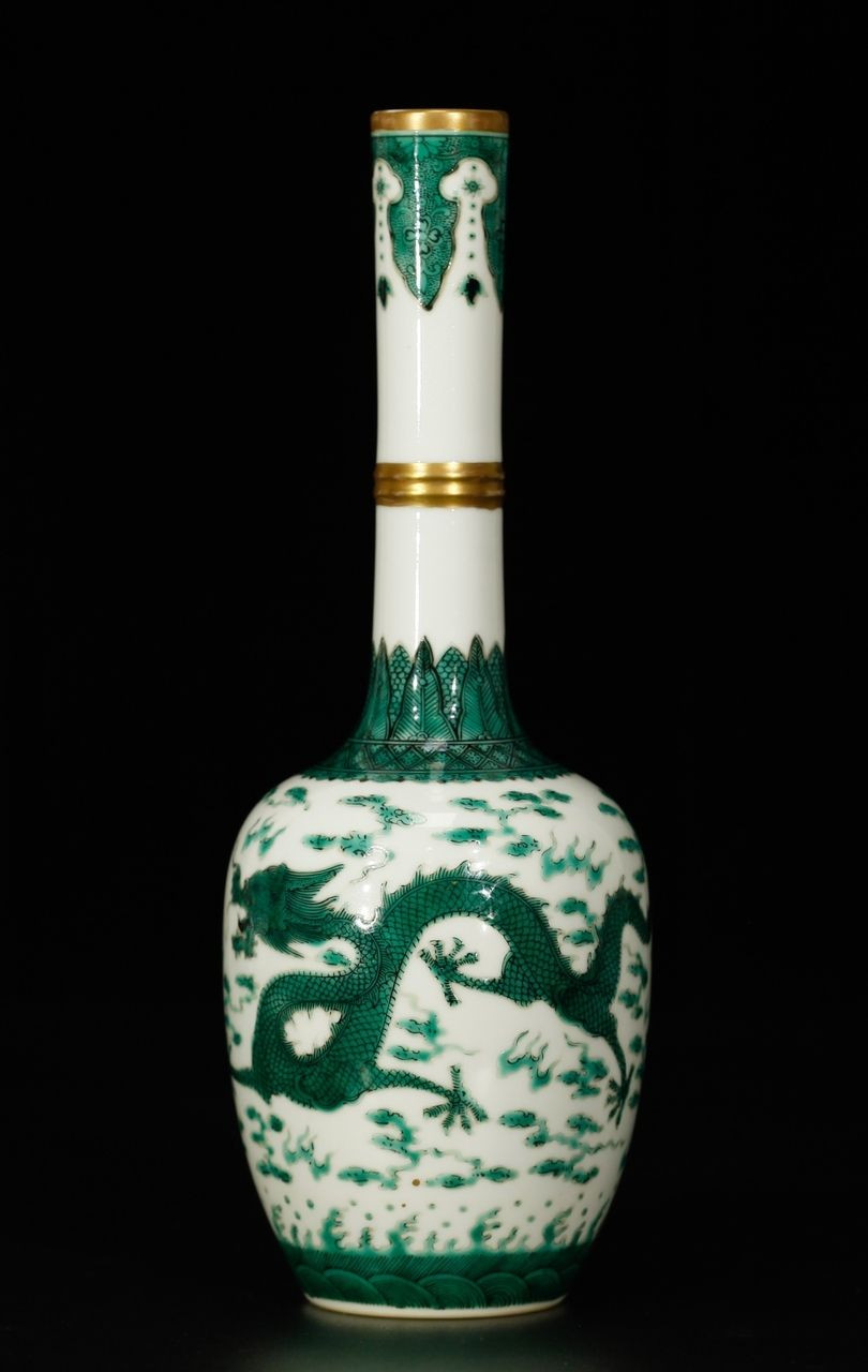 18 Fashionable Large Green Vase 2024 free download large green vase of chinese green white dragon designed vase laveil du dragon in 2018 throughout chinese green white dragon designed vase