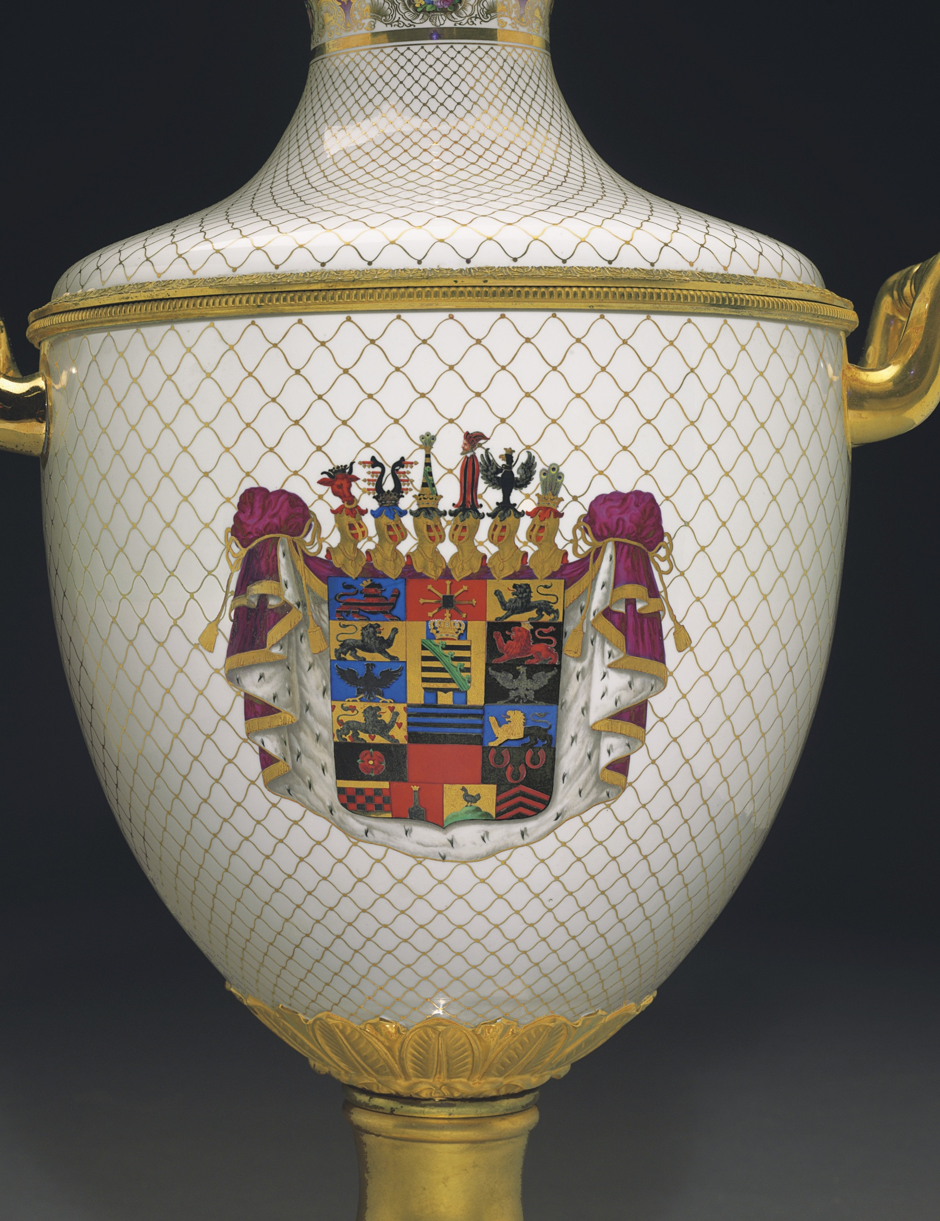 29 Perfect Large ornate Vases 2024 free download large ornate vases of k p m kac2b6nigliche porzellan manufaktur berlin a highly important within a highly important classical armorial and topographical three piece vase garniture from the m