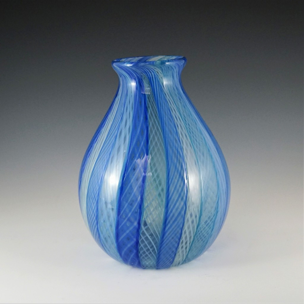 24 Fantastic Le Vase Bleu 2024 free download le vase bleu of https www artsy net artwork alison goodwin blue room https with larger