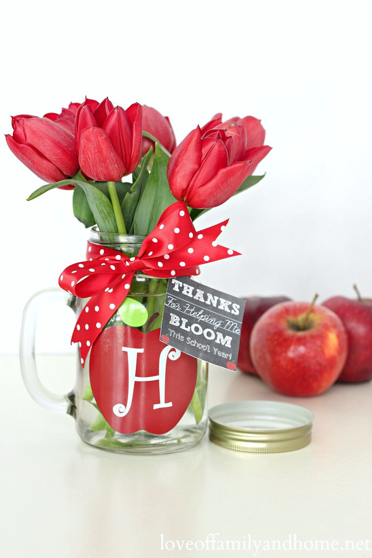 27 attractive Mason Jar Vase Ideas 2024 free download mason jar vase ideas of thirty school themed mason jar ideas pertaining to monogram mug vase by love of family and home