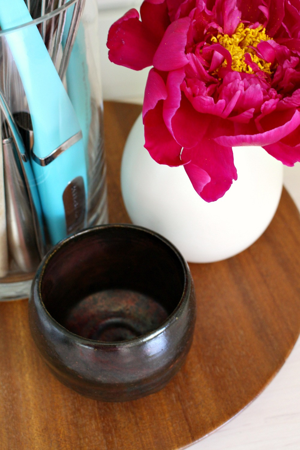 10 Stunning Mccoy Turquoise Vase 2024 free download mccoy turquoise vase of the kitchen open shelving got a fresh look dans le lakehouse in handmade raku pottery