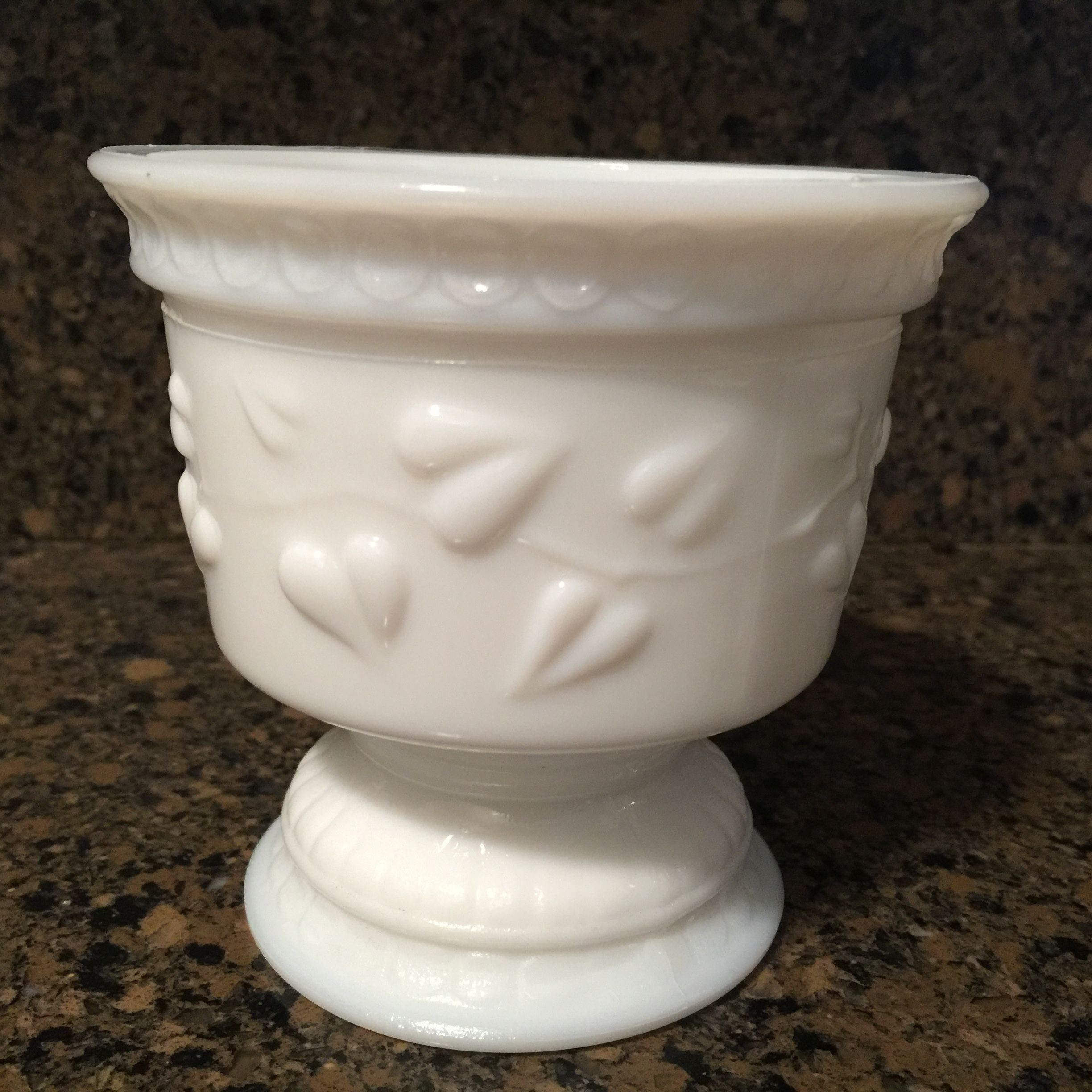 19 Famous Milk Glass Bud Vase 2024 free download milk glass bud vase of milk glass leaves ivy heart pattern pedestal compote a few intended for milk glass leaves ivy heart pattern pedestal compote