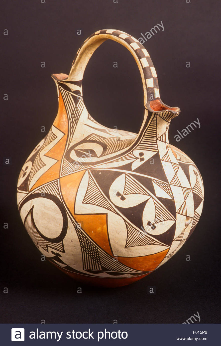 11 attractive Native American Wedding Vase Pottery 2024 free download native american wedding vase pottery of vase handle stock photos vase handle stock images alamy with regard to acoma indian wedding vase museum of northern arizona flagstaff arizona stock im