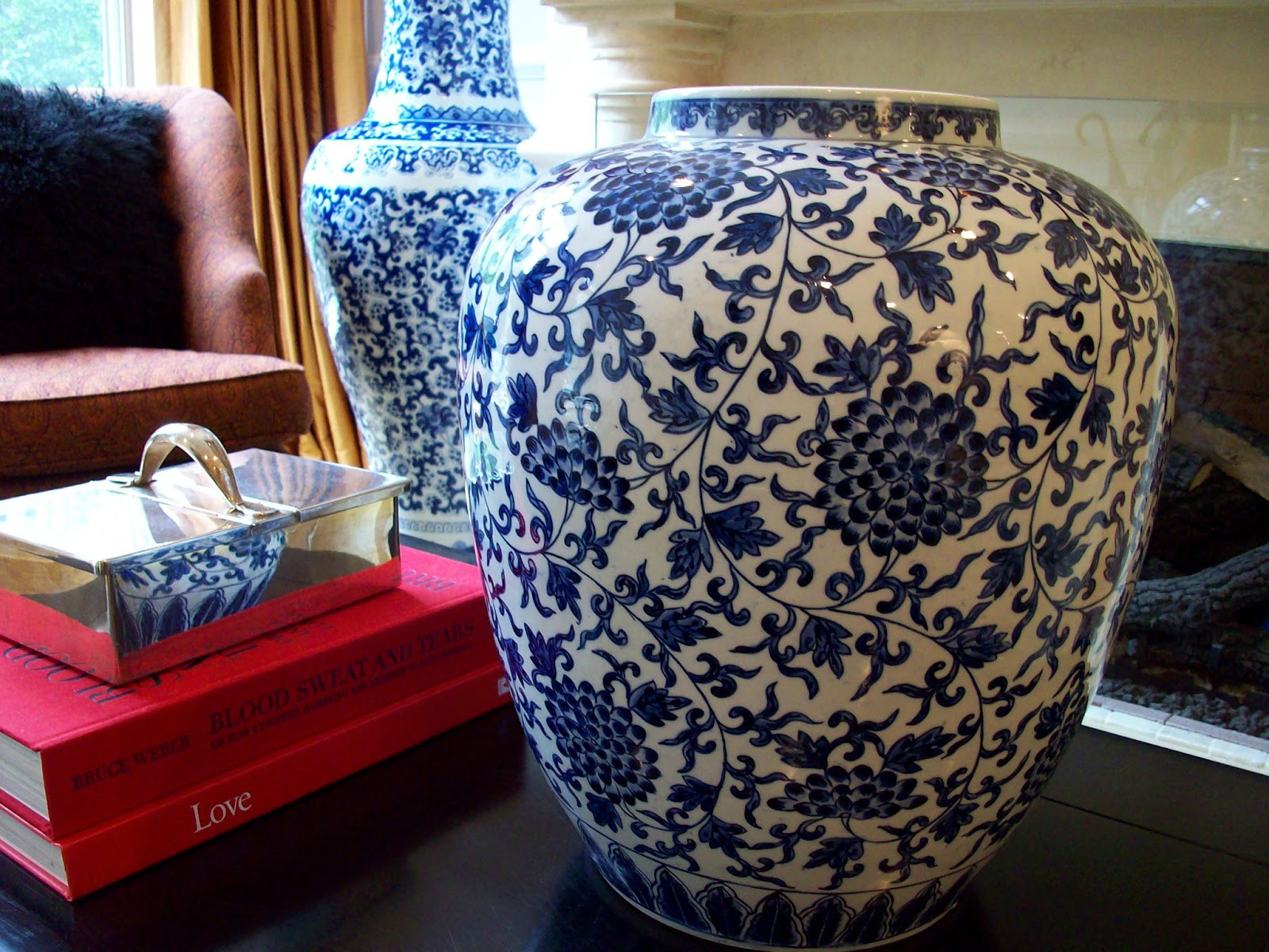 22 Wonderful oriental Vase Markings 2024 free download oriental vase markings of ship wreck in south china sea porcelain on display with regard to vases temple jars fish bowls porcelain home decor collector plates and decorative boxes