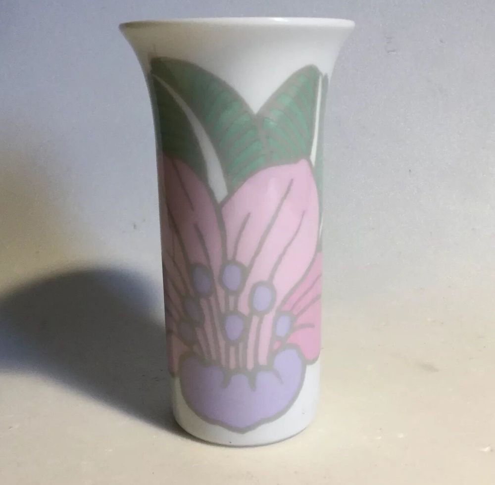 30 Fabulous Rosenthal White Vase 2024 free download rosenthal white vase of rosenthal porcelain vase flared rim pastel pop art iris flower 4 throughout rosenthal porcelain vase flared rim pastel pop art iris flower 4 bjorn wiinblad ebay