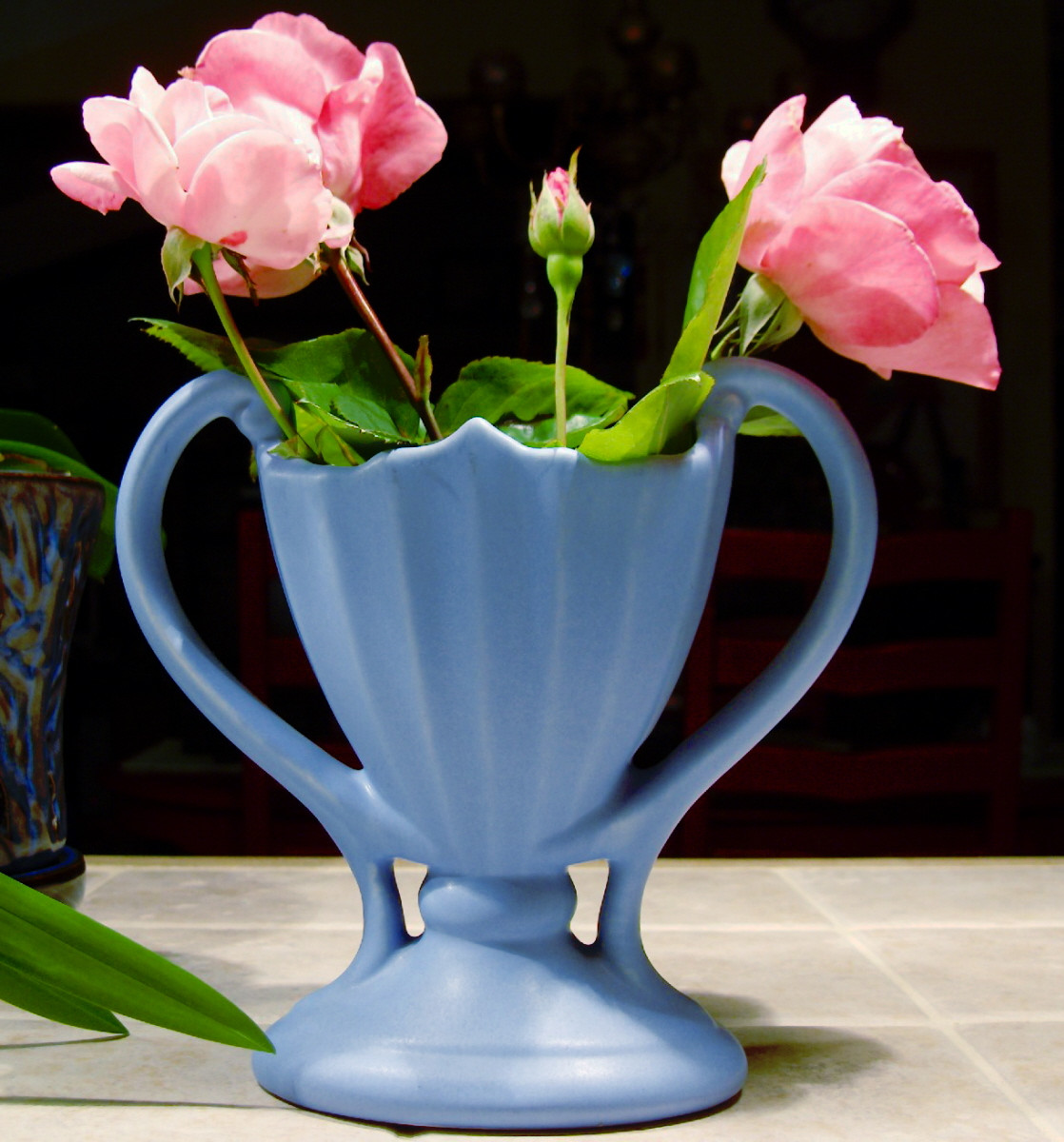 14 Spectacular Sascha Brastoff Vase 2024 free download sascha brastoff vase of beswick pottery billy blue eye pottery paintings throughout passionite kisses roses in blue vase personal collection