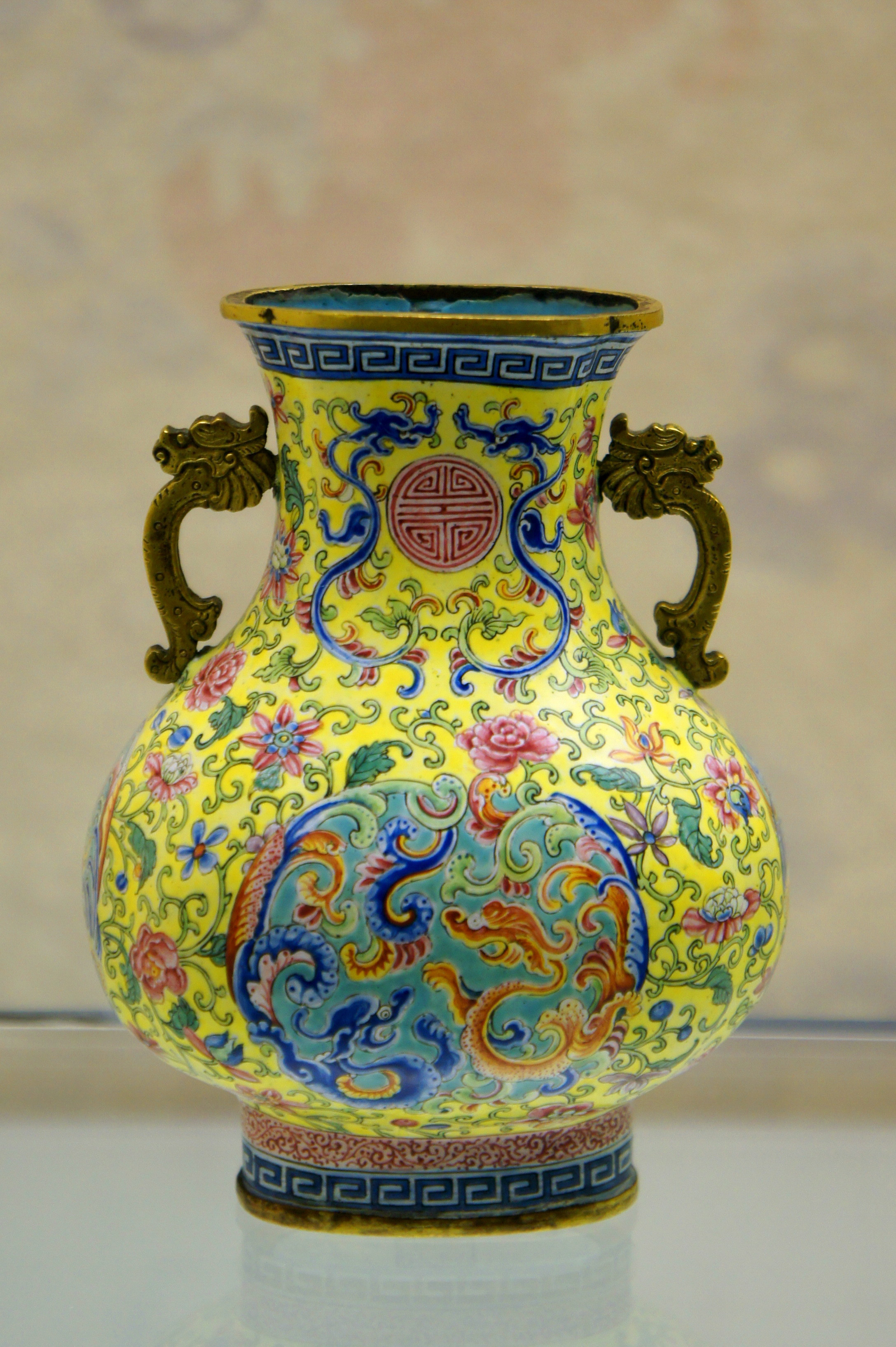 11 Awesome Tiffany Cypriote Glass Vase 2024 free download tiffany cypriote glass vase of culture of hong kong wikipedia intended for vase with floral scroll design on show in hong kong museum of art