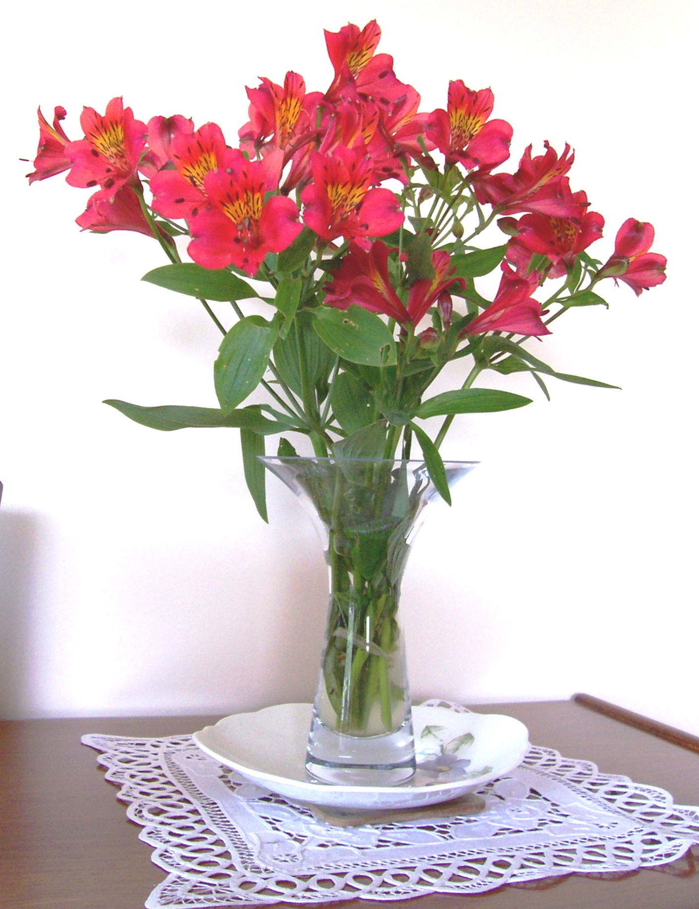 13 Stunning Traditional Dutch Tulip Vases 2024 free download traditional dutch tulip vases of flower arranging floristry gardeners tips page 2 pertaining to alstroemeria is a beautiful flower also known as peruvian lily or parrot lily