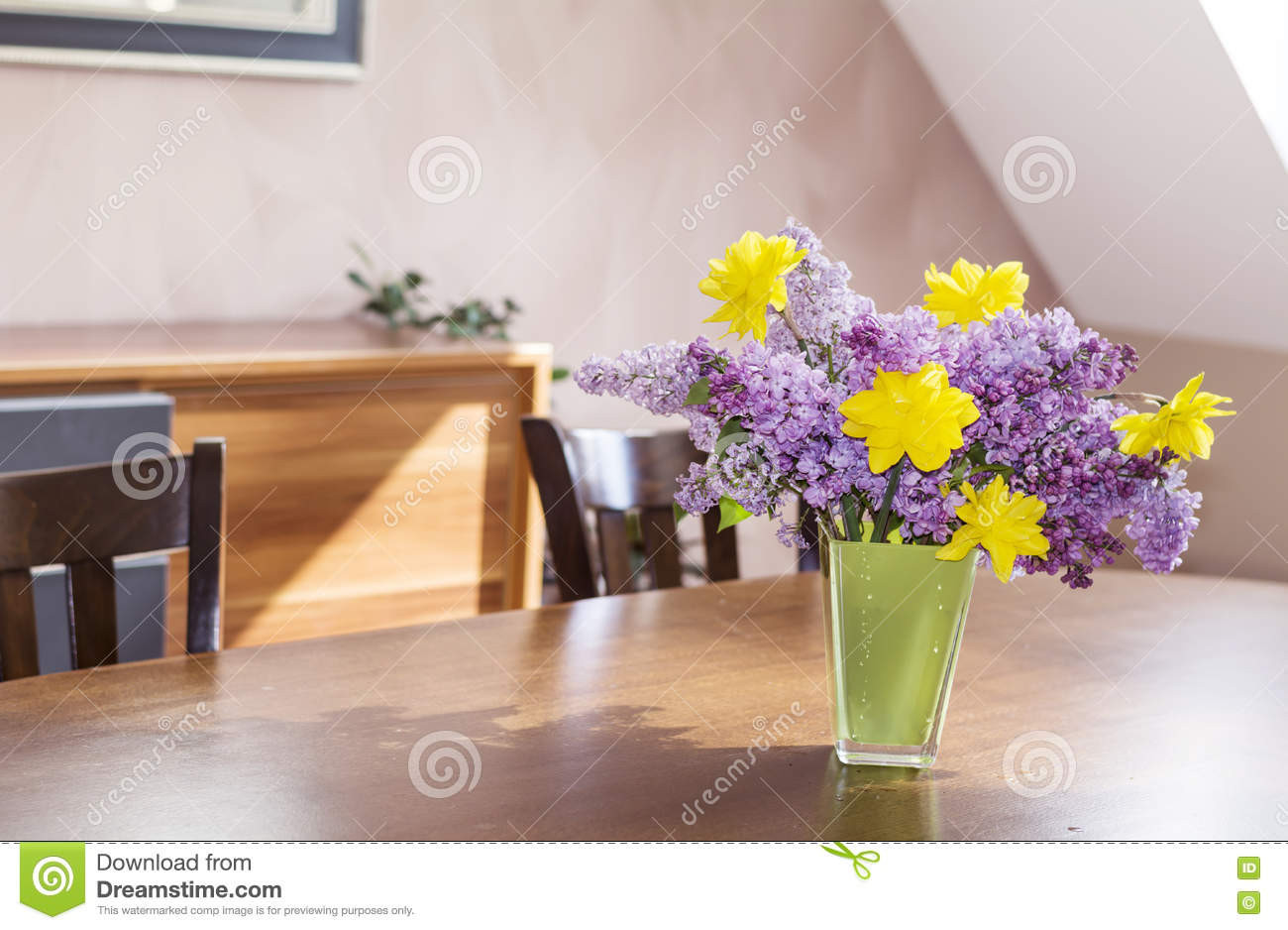 12 Spectacular Vase Table Stand 2024 free download vase table stand of 10 best of wooden flower vase stand bogekompresorturkiye com for download yellow narcissus flowers and lilac in a green glass vase a wooden table stock