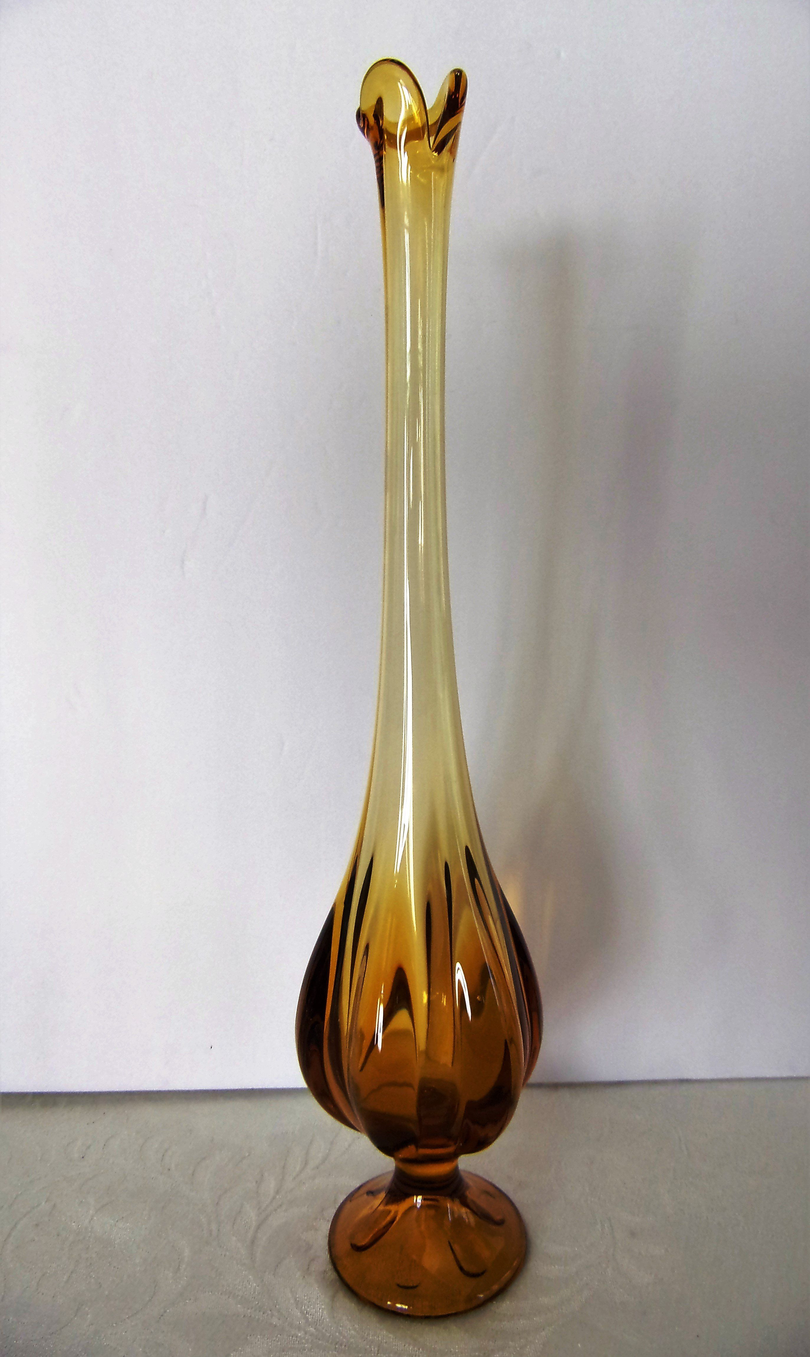 22 Unique Viking Amberina Glass Vase 2024 free download viking amberina glass vase of this is a great looking amber bud vase by viking glass co i want to inside this is a great looking amber bud vase by viking glass co i want to