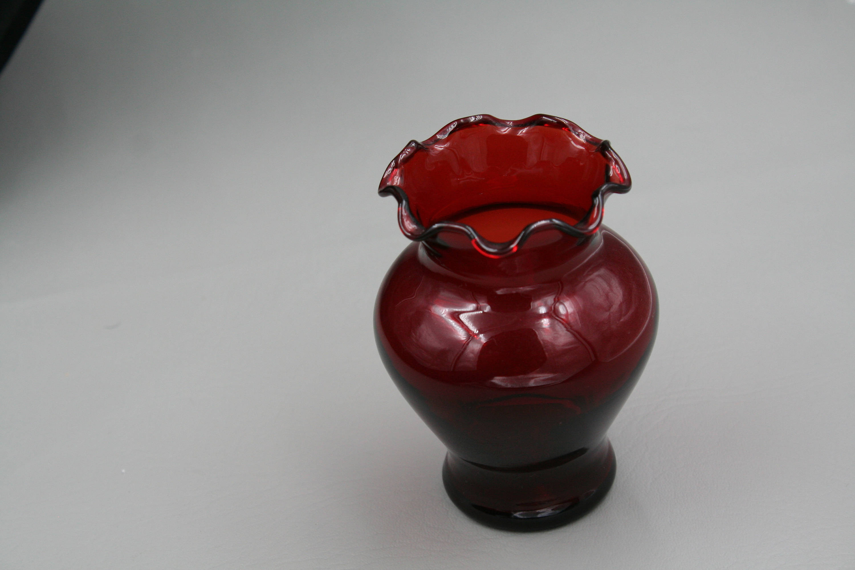 19 Famous Vintage Amber Crackle Glass Vase 2024 free download vintage amber crackle glass vase of cranberry red glass vase intended for dc29fc294c28ezoom