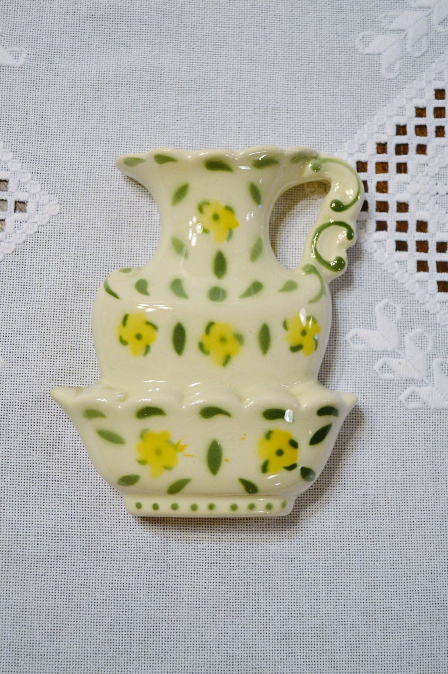 17 Recommended Vintage Green Ceramic Vase 2024 free download vintage green ceramic vase of vintage ceramic vase pink flowers 22k gold details white fade to intended for vintage ceramic wall pocket hanging vase planter pitcher and bowl yellow green flo