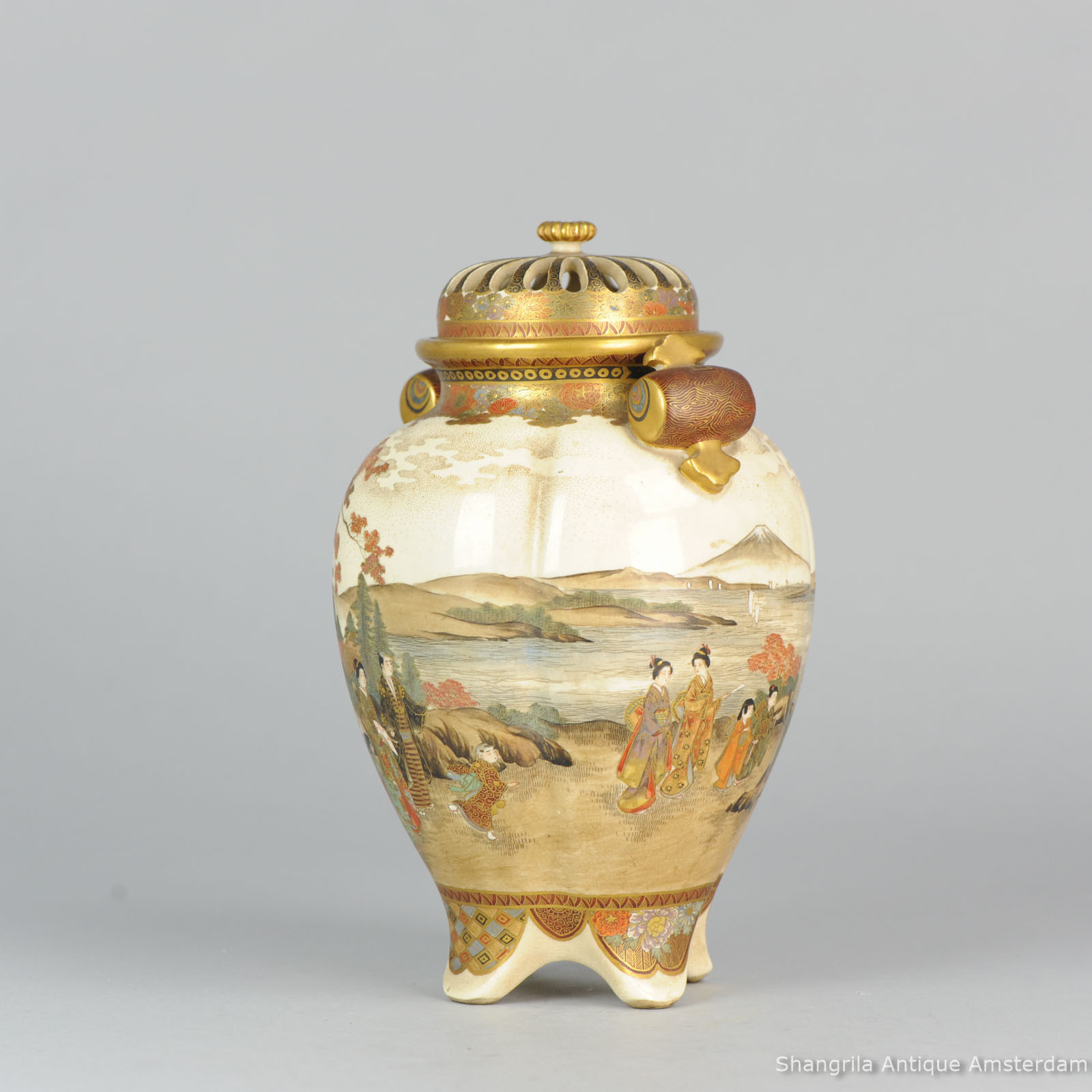 23 attractive Vintage Japanese Satsuma Vase 2024 free download vintage japanese satsuma vase of shangrila antique intended for sold