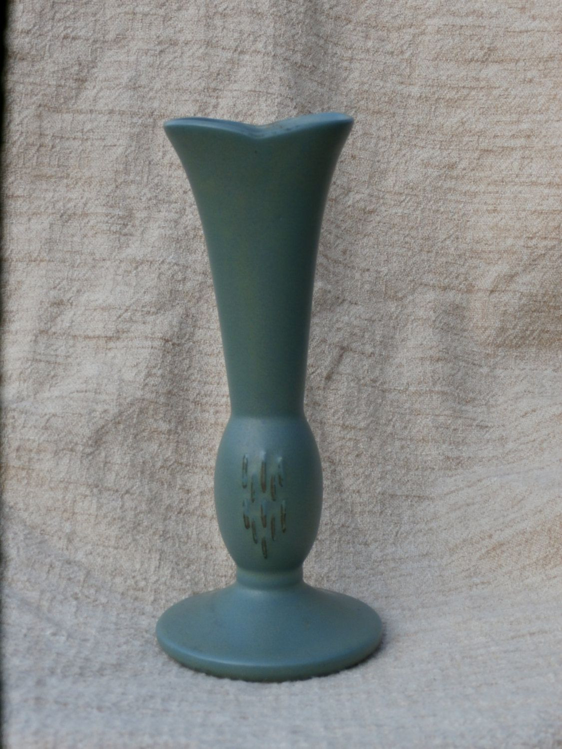 24 Famous Vintage oriental Vases 2024 free download vintage oriental vases of vintage green vase collection sage green pottery bud vase vintage within sage green pottery bud vase vintage unknown to me by