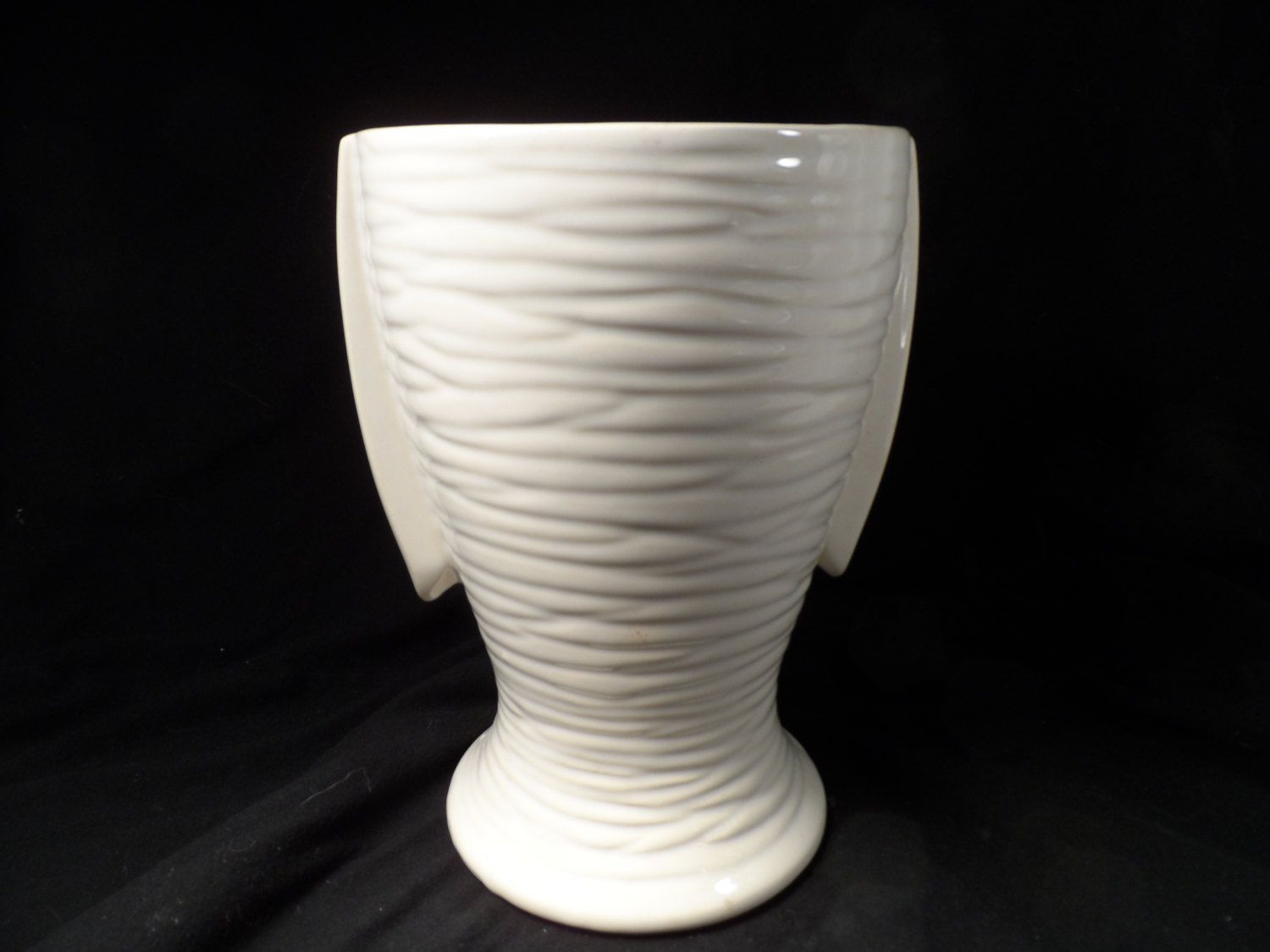 26 Stylish Vintage Usa Pottery Vases 2024 free download vintage usa pottery vases of vintage vase scares mccoy usa vase 1940s art deco two handle ivory for vintage vase scares mccoy usa vase 1940s art deco two handle ivory matt glaze finish tall 