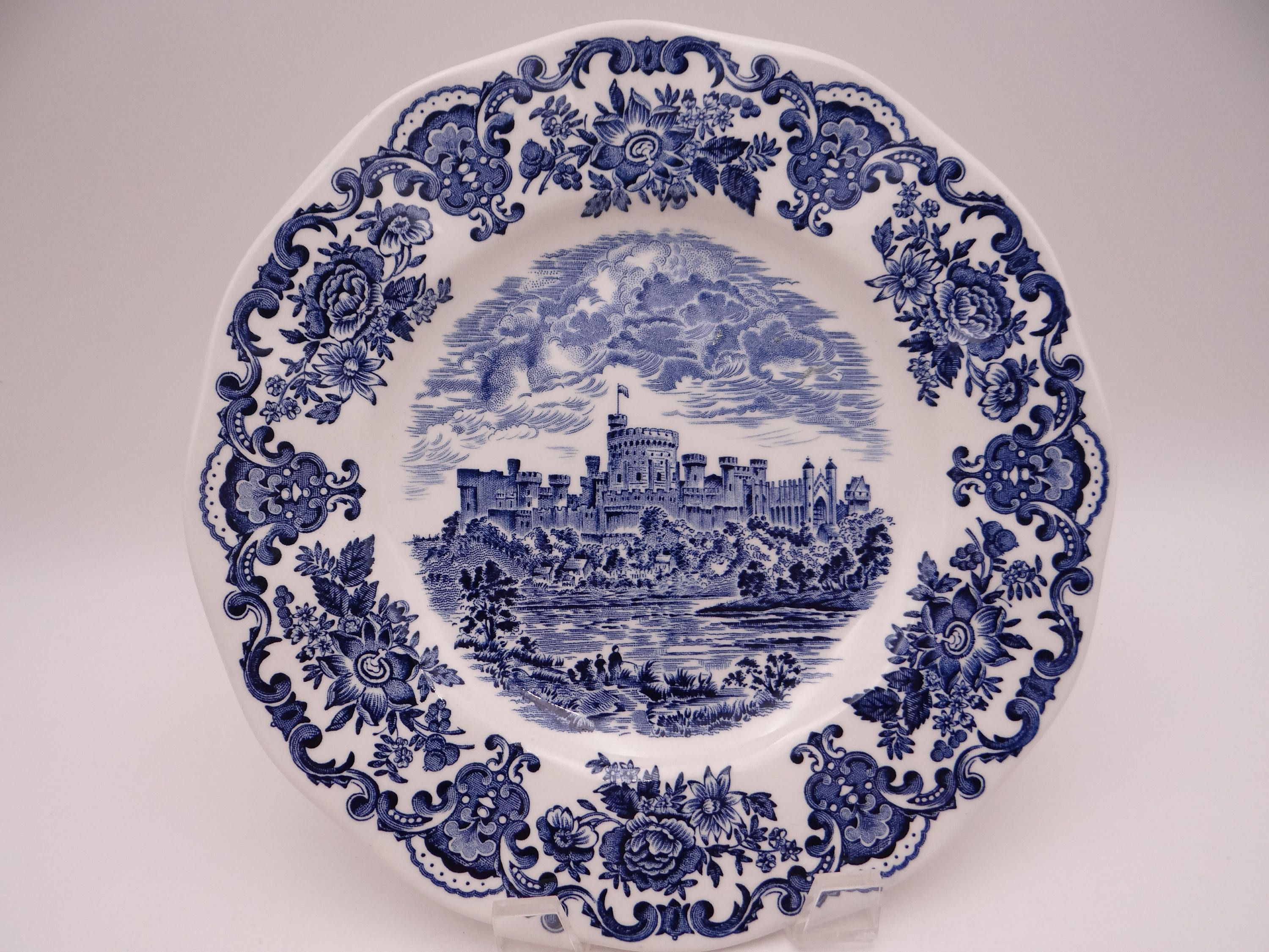 10 Great Vintage Wedgwood Vases 2024 free download vintage wedgwood vases of vintage wedgwood royal homes of britain blue and white salad plate intended for e942e2881be89774f892ade3b679e101