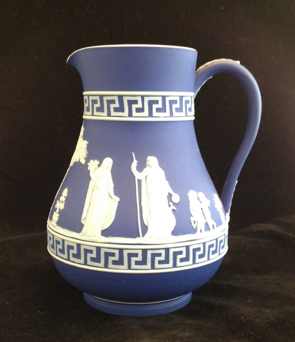 10 Great Vintage Wedgwood Vases 2024 free download vintage wedgwood vases of wedgwood jasperware pitcher inside victorian era wedgwood jasperware jug of large proportion and decorated wit classical scenes within key fret