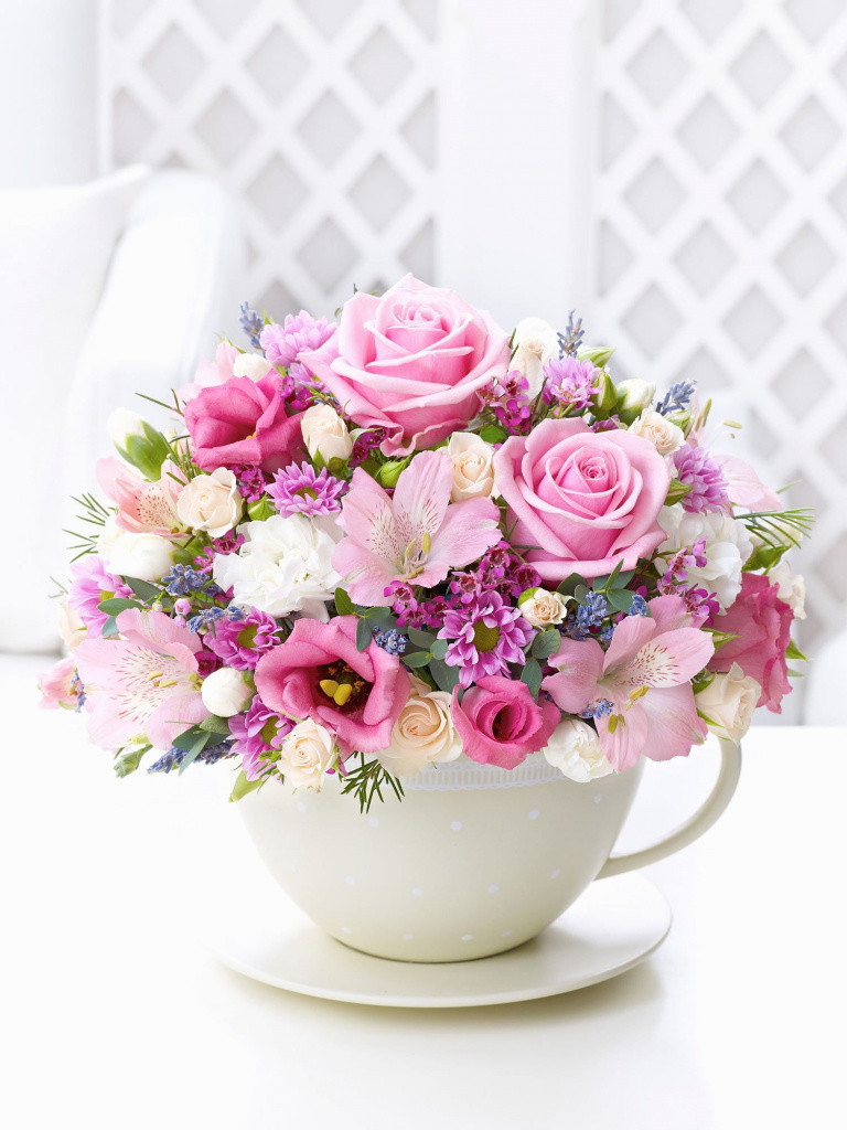 13 Wonderful Water Vase Centerpieces 2024 free download water vase centerpieces of awesome tall vase centerpiece ideas vases flowers in water 0d intended for elegant pastel teacup and saucer arrangement interflora of awesome tall vase centerpiece