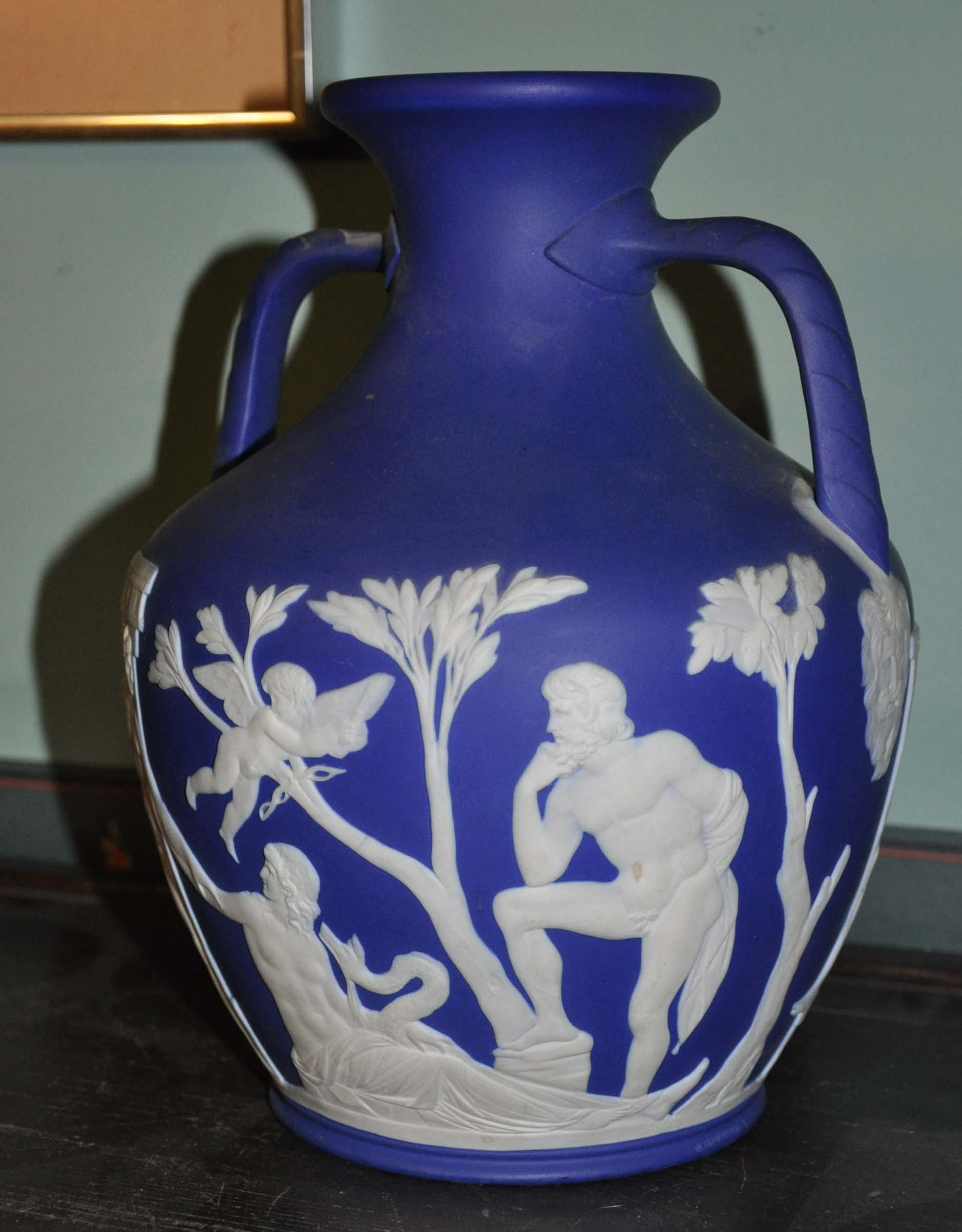 14 Unique Wedgwood Blue Jasperware Vase 2024 free download wedgwood blue jasperware vase of i have inherited a wedgwood portland vase how do i discover which with portlandvase side