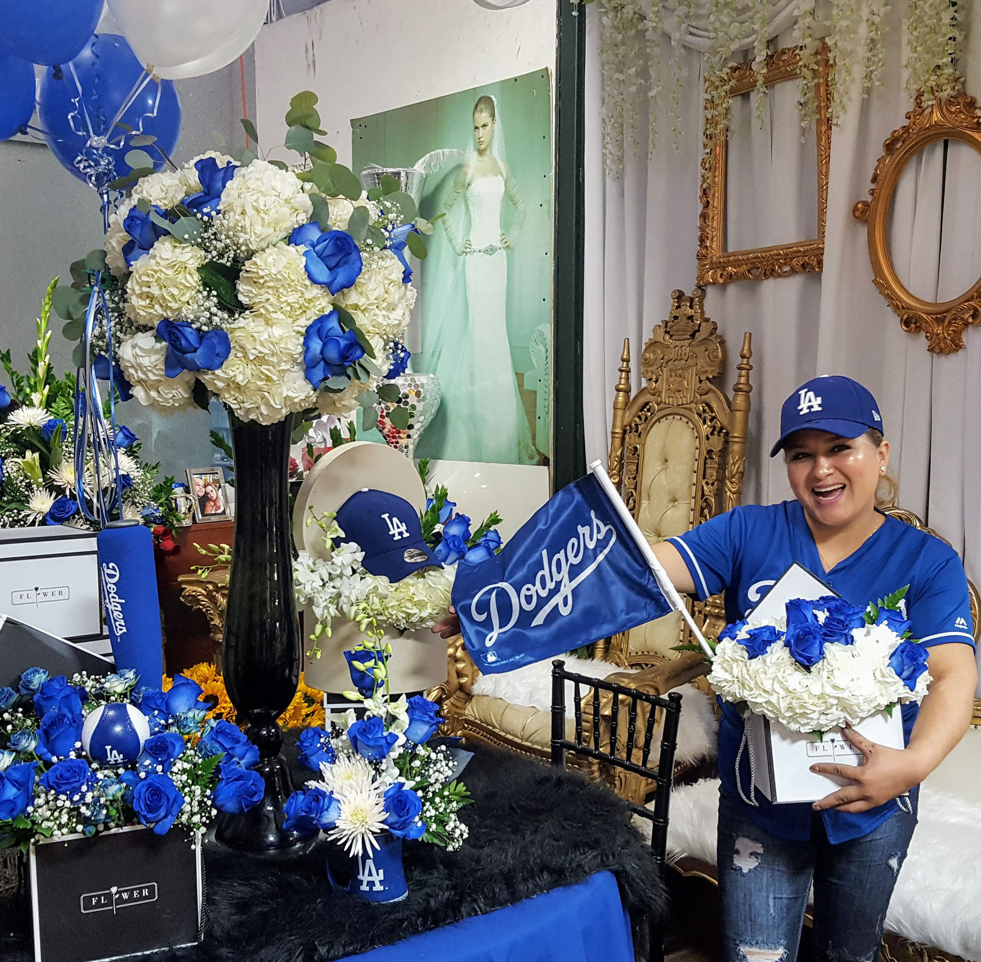 28 Nice wholesale Vases Downtown Los Angeles 2024 free download wholesale vases downtown los angeles of cfm petalers prep dodgers world series victory flowers throughout cfm downtown la wholesale flower market dodgers world series pennant victory flowers